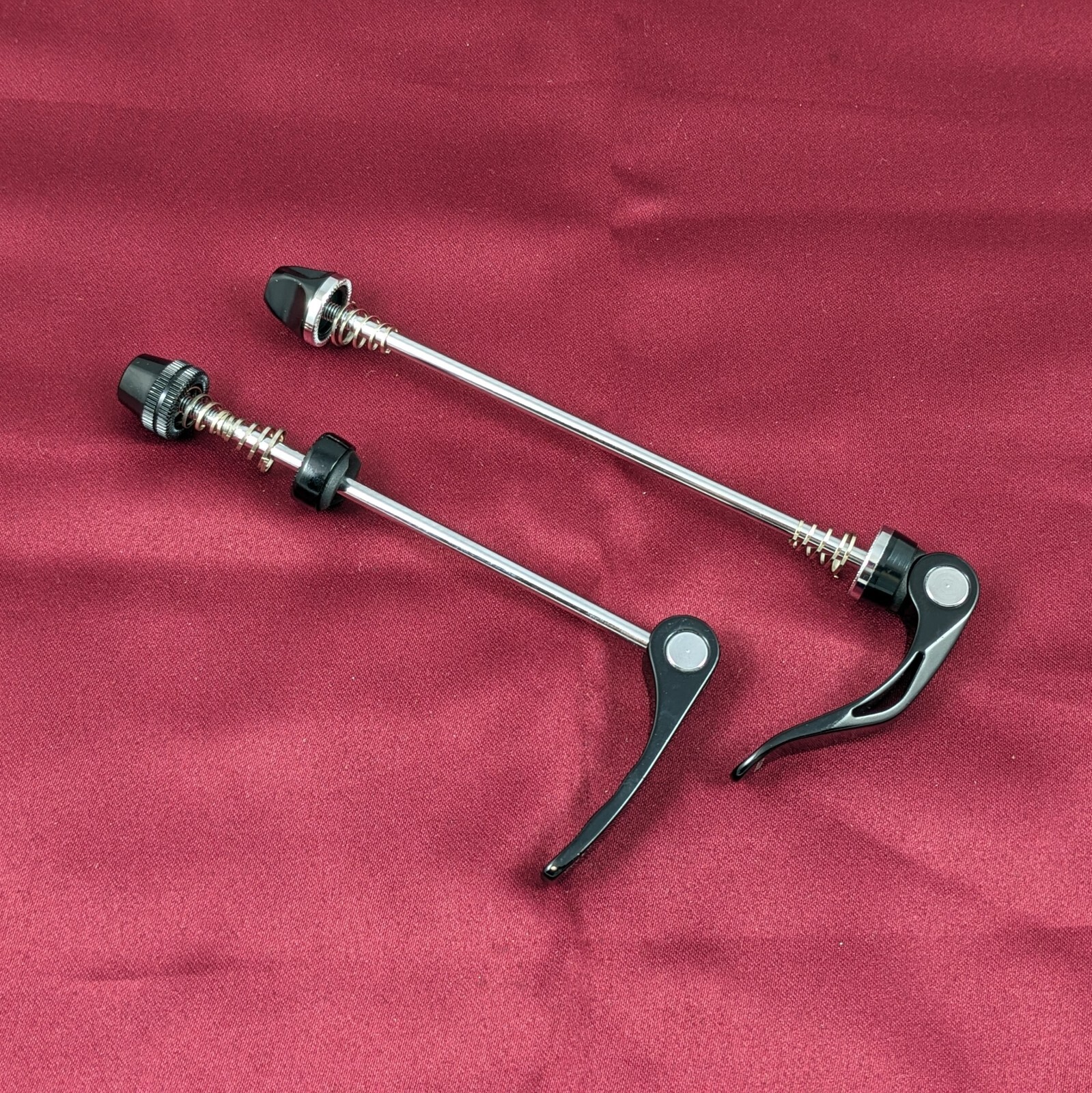 Vintage Unbranded Front & Rear Quick Release Skewer Set Black NOS Q3