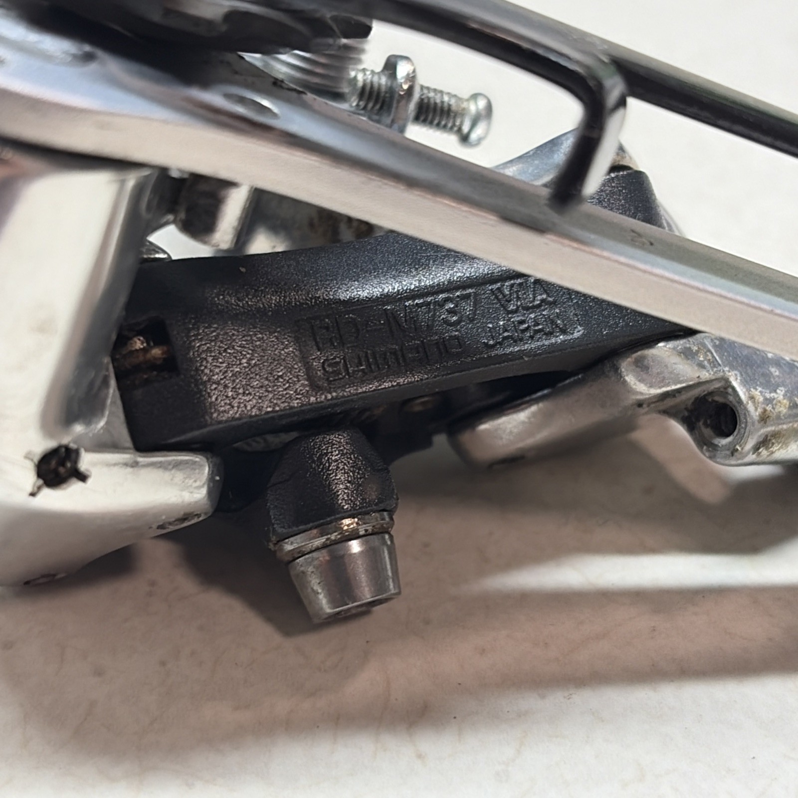 Shimano Deore XT RD-M737 Rear Derailleur 8-Speed Long Cage MTB SIS Japan