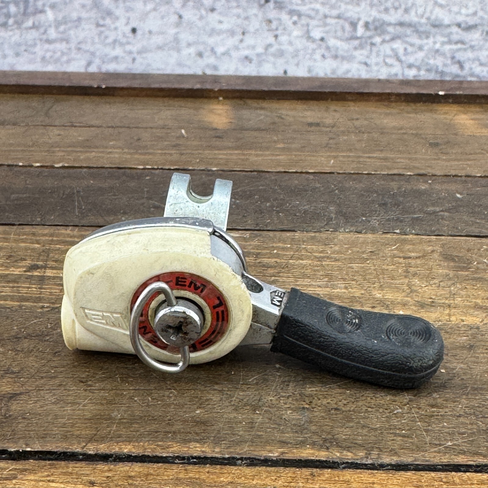 Vintage Shimano EM Thumb Shifter Right Centeron Friction Shift ATB 80s White A2