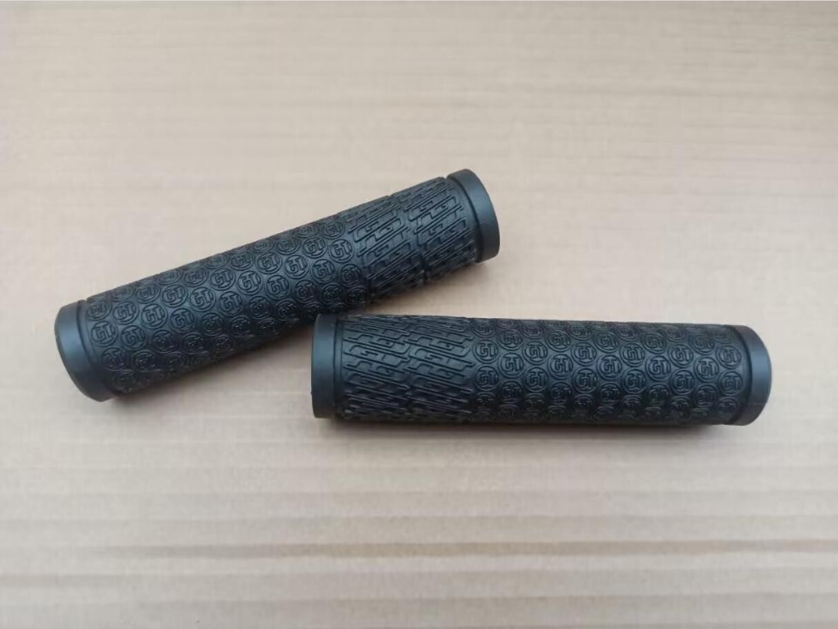 GT bicycle MTB Folding bike Handlebar Grip 130mm 1 pair fixed gear grip