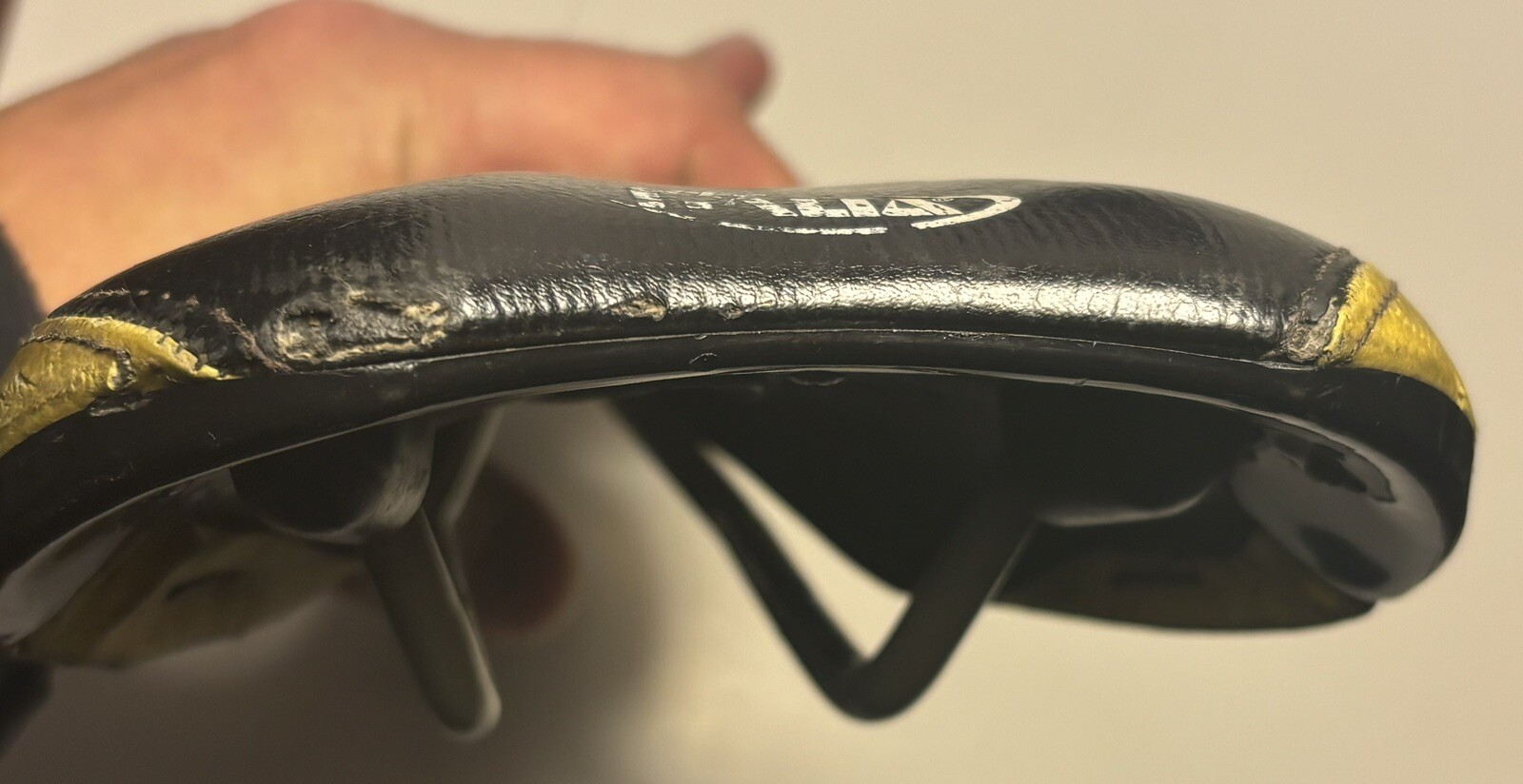 Selle Italia XO Cycling Saddle Seat 2 Tone Leather W/Rail Italy Black And Yellow