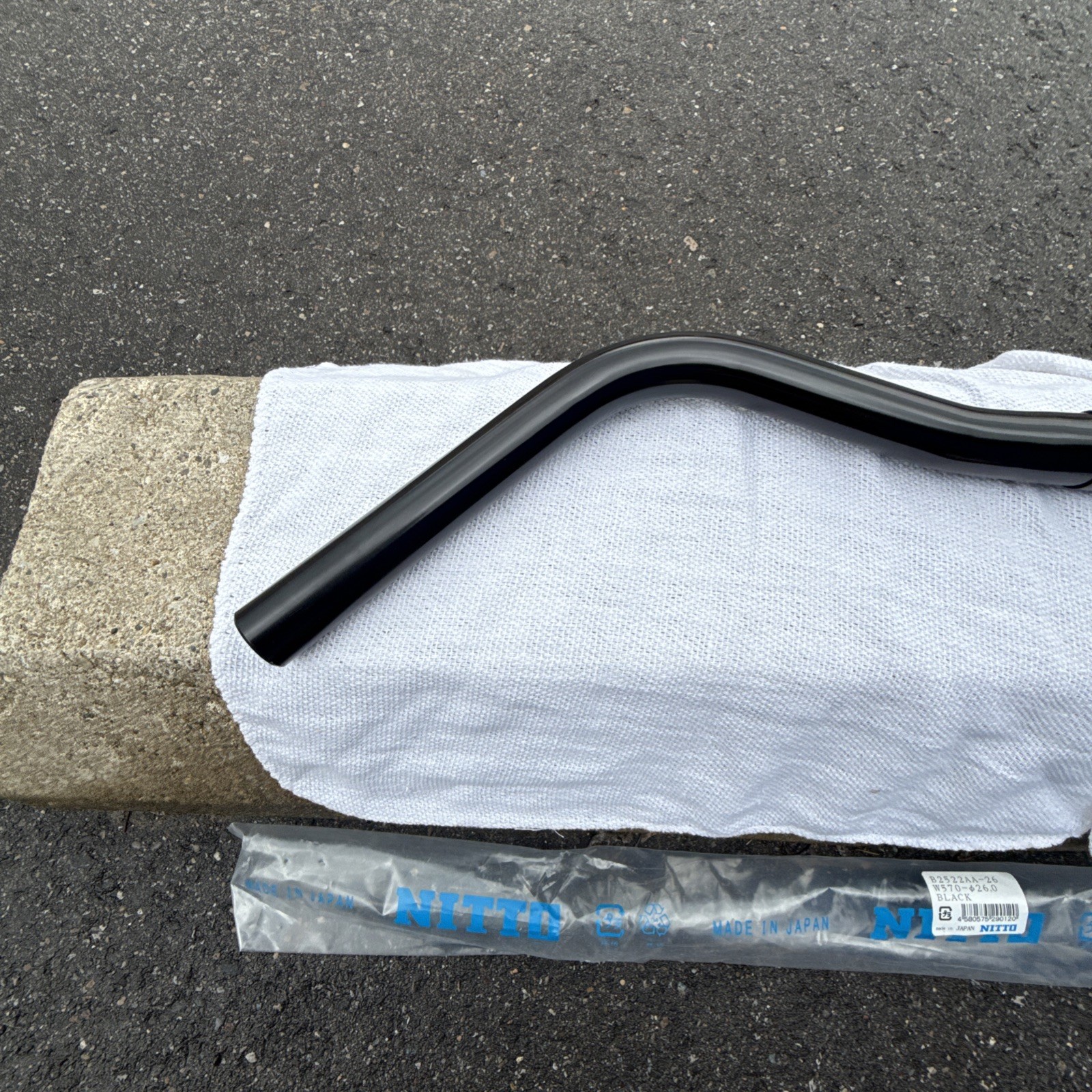 Nitto B2522AA SSB – 26mm Clamp – 570mm Alloy Urban Slight Sweep Back Bike Japan