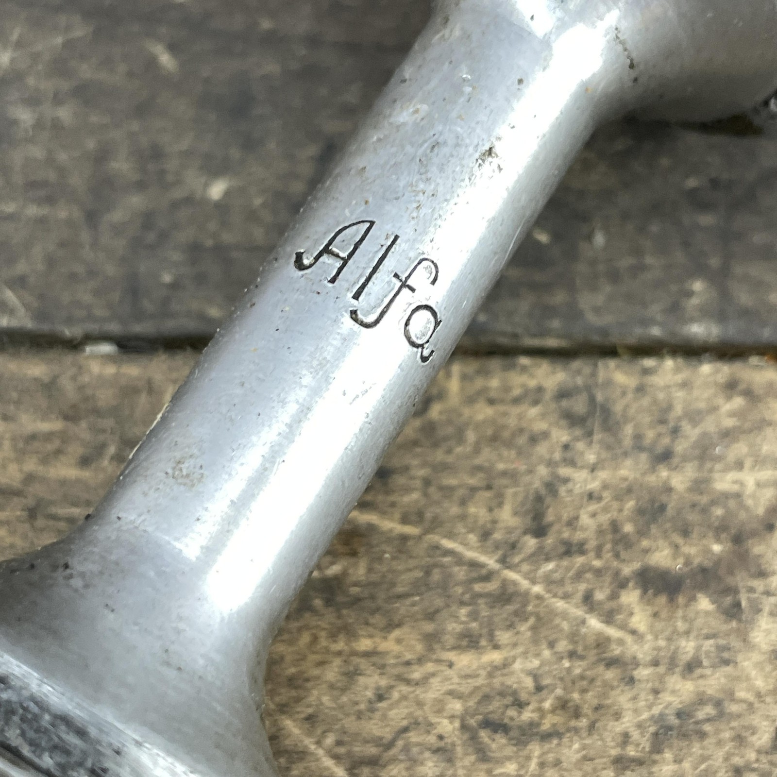 Vintage Alfa Front Bicycle Hub 100mm Axle Spacing 135g 99.6mm OLD Bolt-On