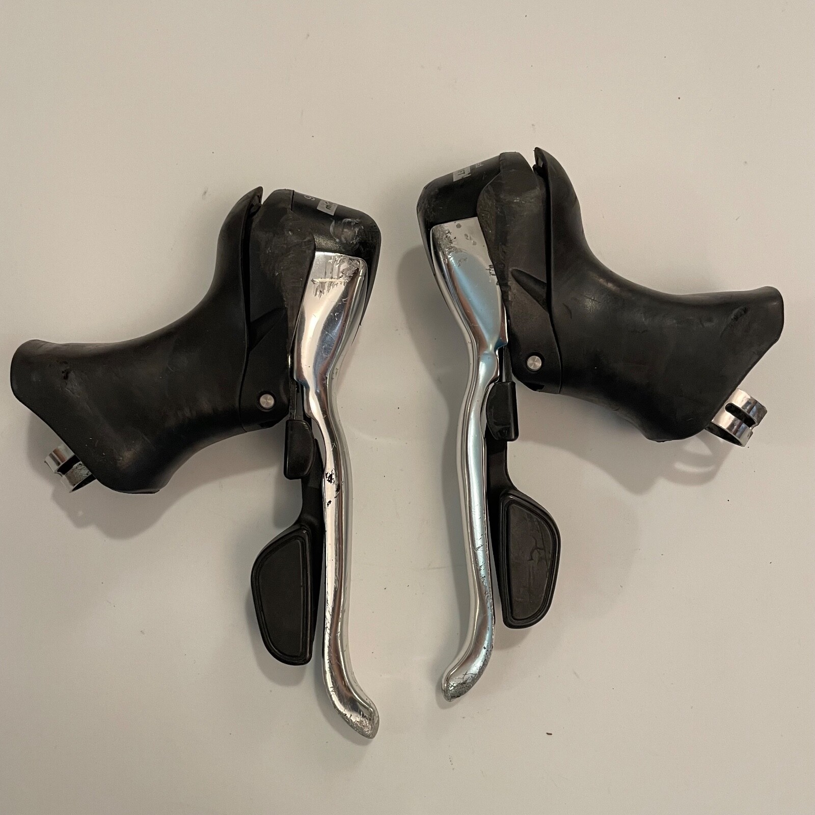 MicroShift R9 Dual Control Shift/Brake Levers Set – 3 x 9 Speed Shimano
