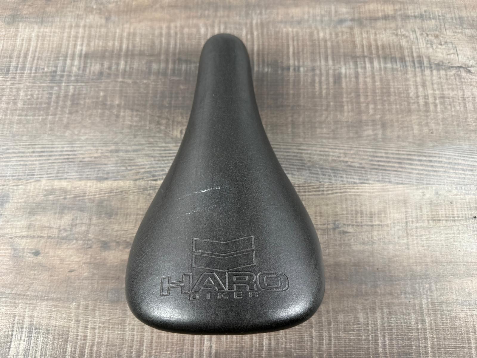 Vintage Haro BMX Seat Saddle Mid School Freestyle Velo