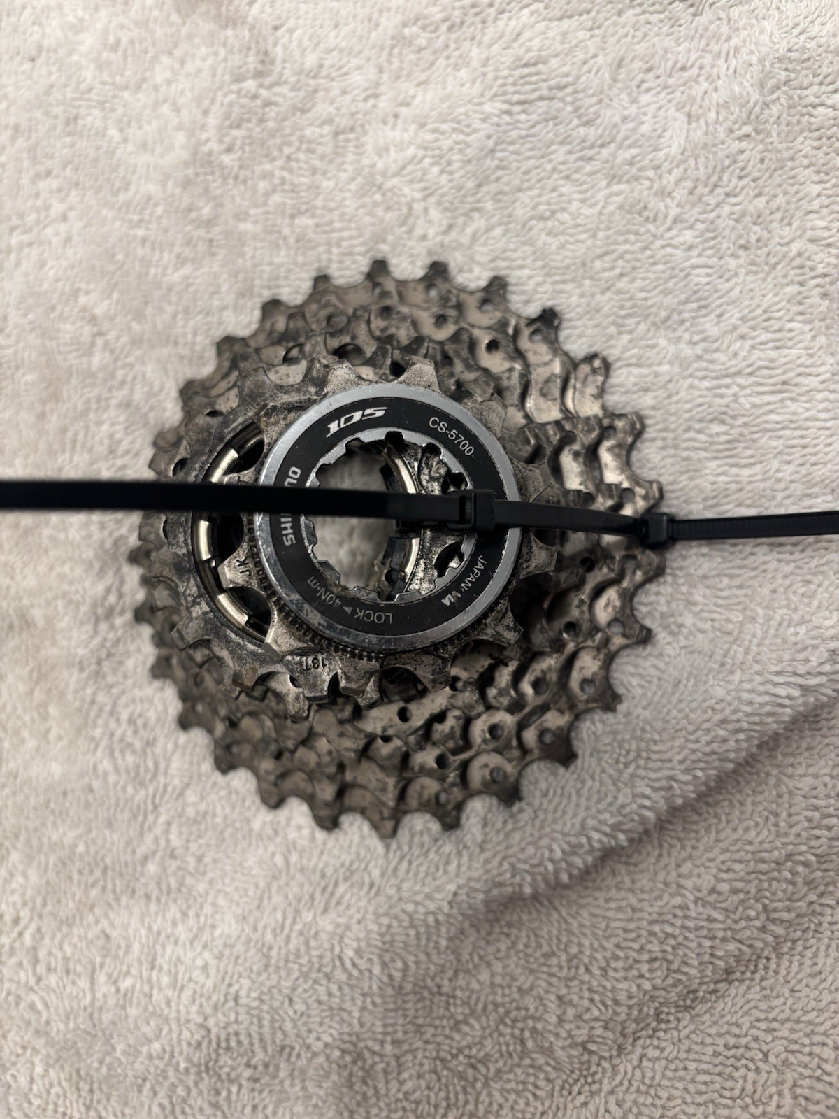 Shimano 105 CS5700 10 Speed Cassette 12-27T