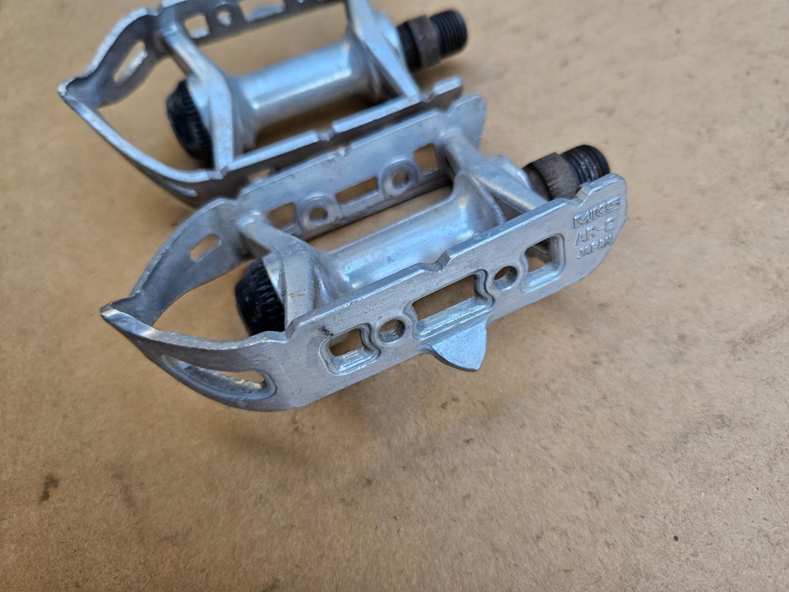 Vintage MKS AR-2 Road Bike Platform Pedals Left Right Set 9/16″ Japan