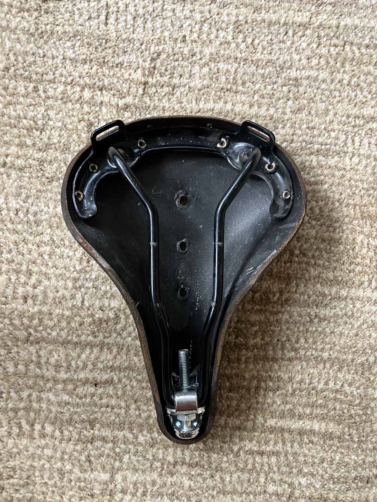 Brooks B17 Short Saddle Steel Rails Women’s Black Leather