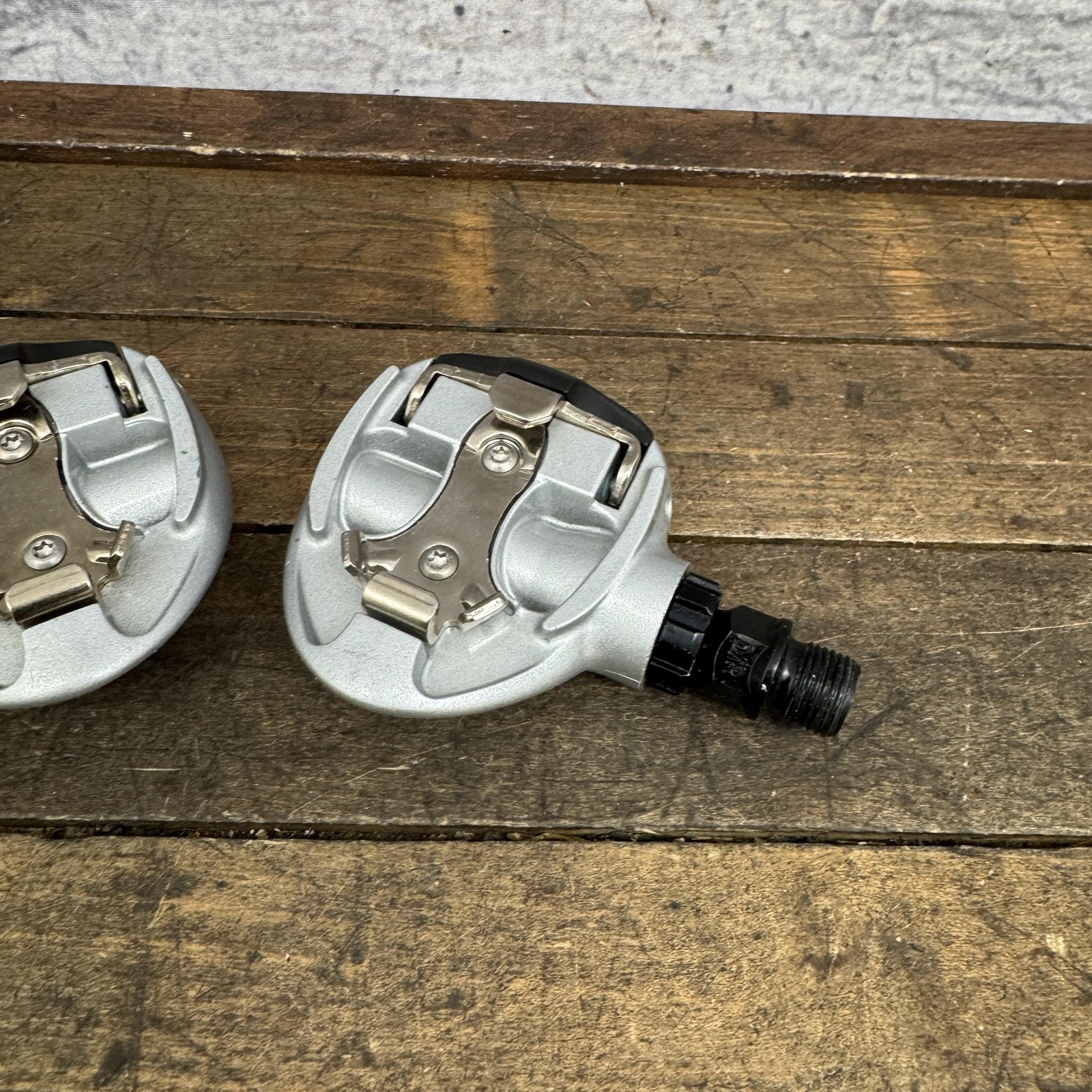 Vintage Look SPD Clipless Bike Pedals 9/16 NOS Pair 375g Made France Road New
