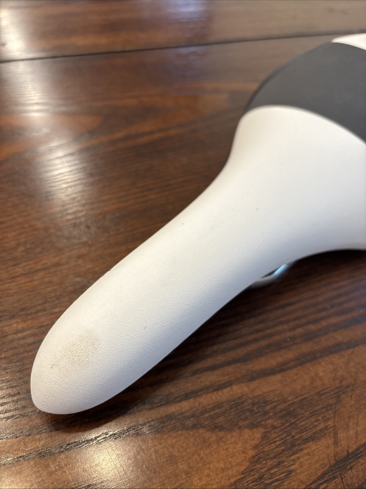 Fizik Fi’zi:k Aliante R3 Carbon Kium Rail Road Bike Saddle 140mm – Excellent