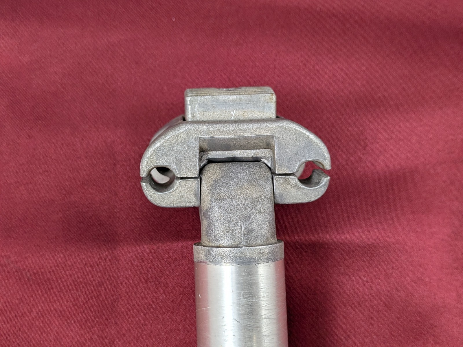 Strong Japan Single Bolt Seatpost 230mm 27.2 Micro-adjust