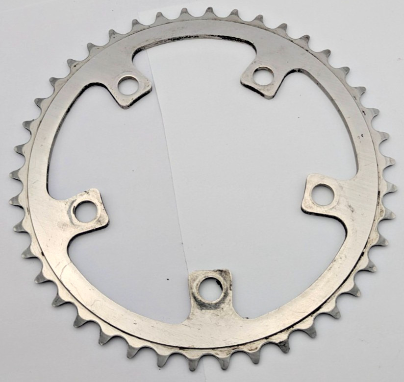SUGINO 42 TOOTH JAPAN CHAINRING 110MM BCD SILVER 5-ARM ALUMINUM 42T