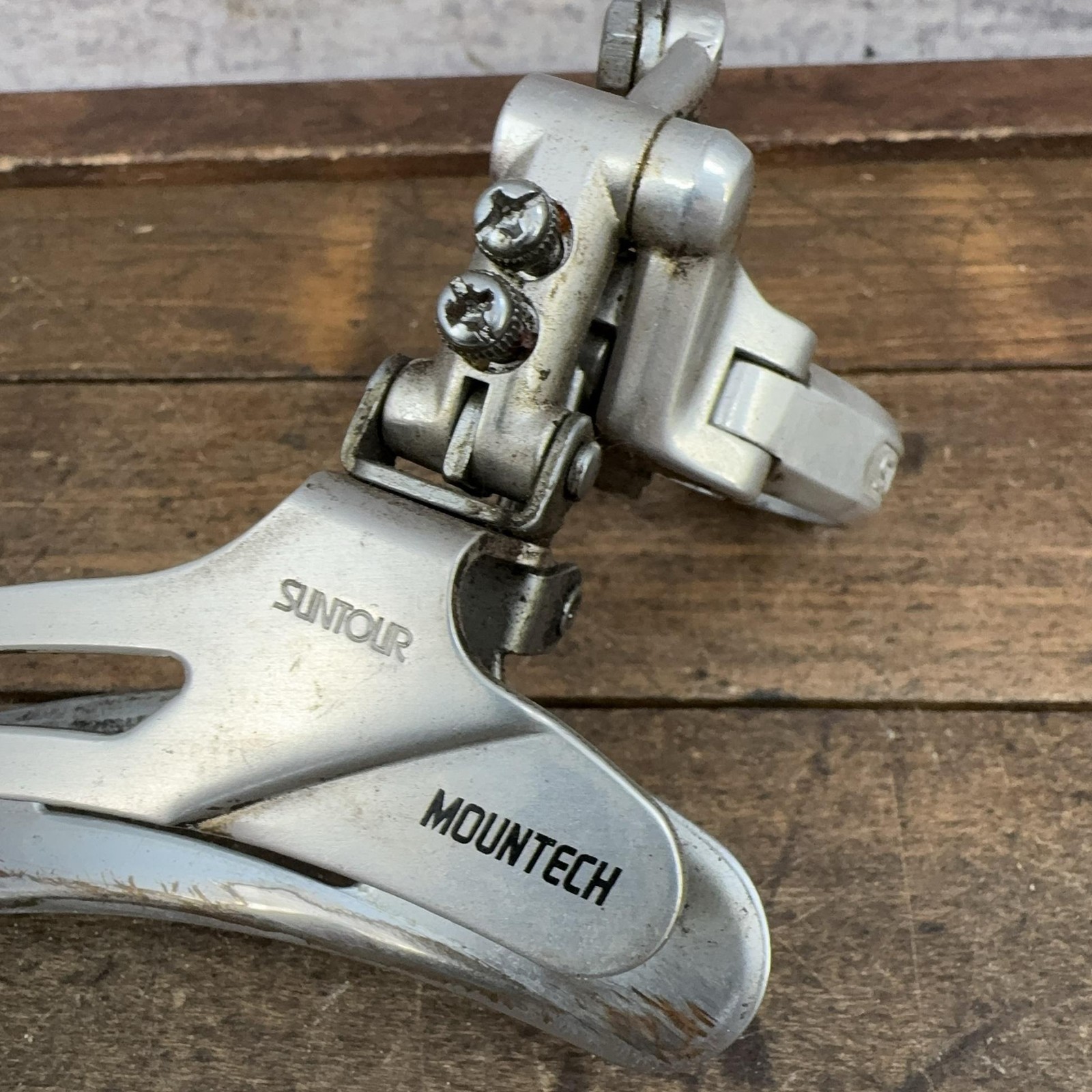 Vintage Suntour Mountech Front Derailleur Triple Bottom Pull 28.6 Japan MTB
