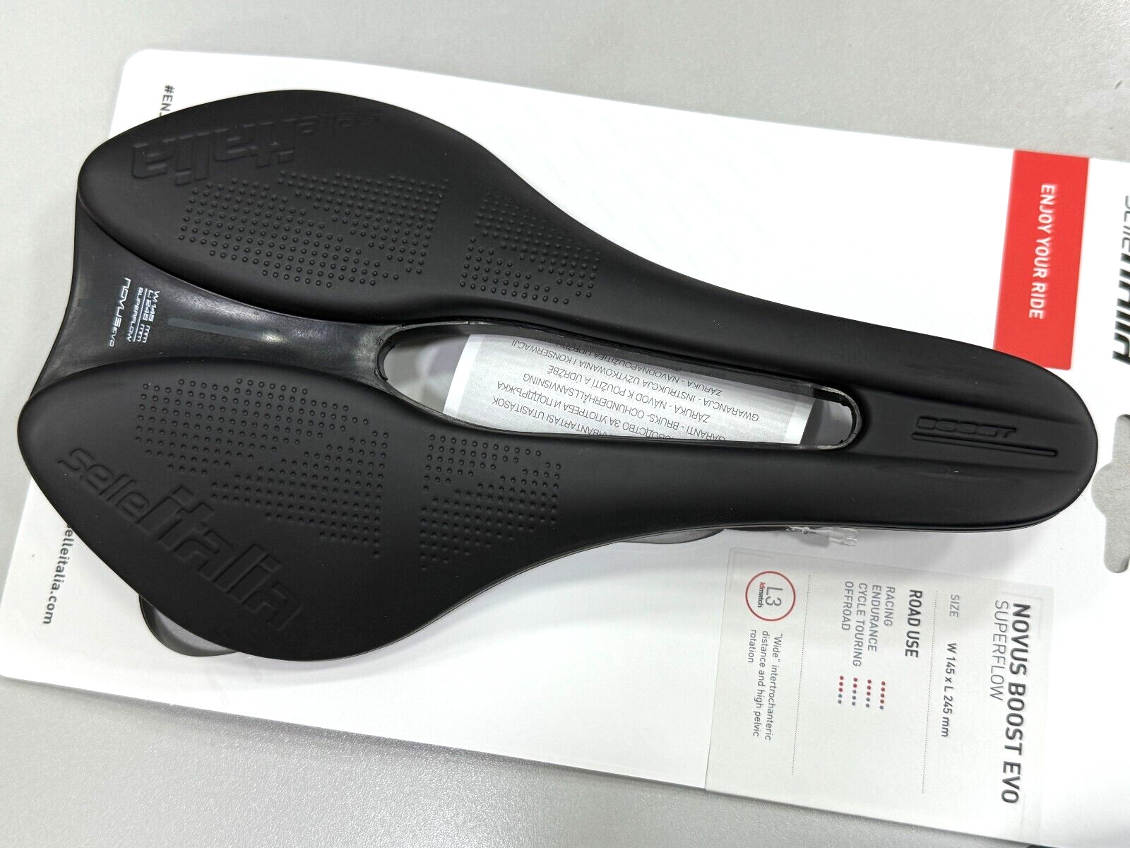 Selle Italia Novus Boost Evo Superflow Fec Alloy Saddle L3 (145 x 245mm ) Black