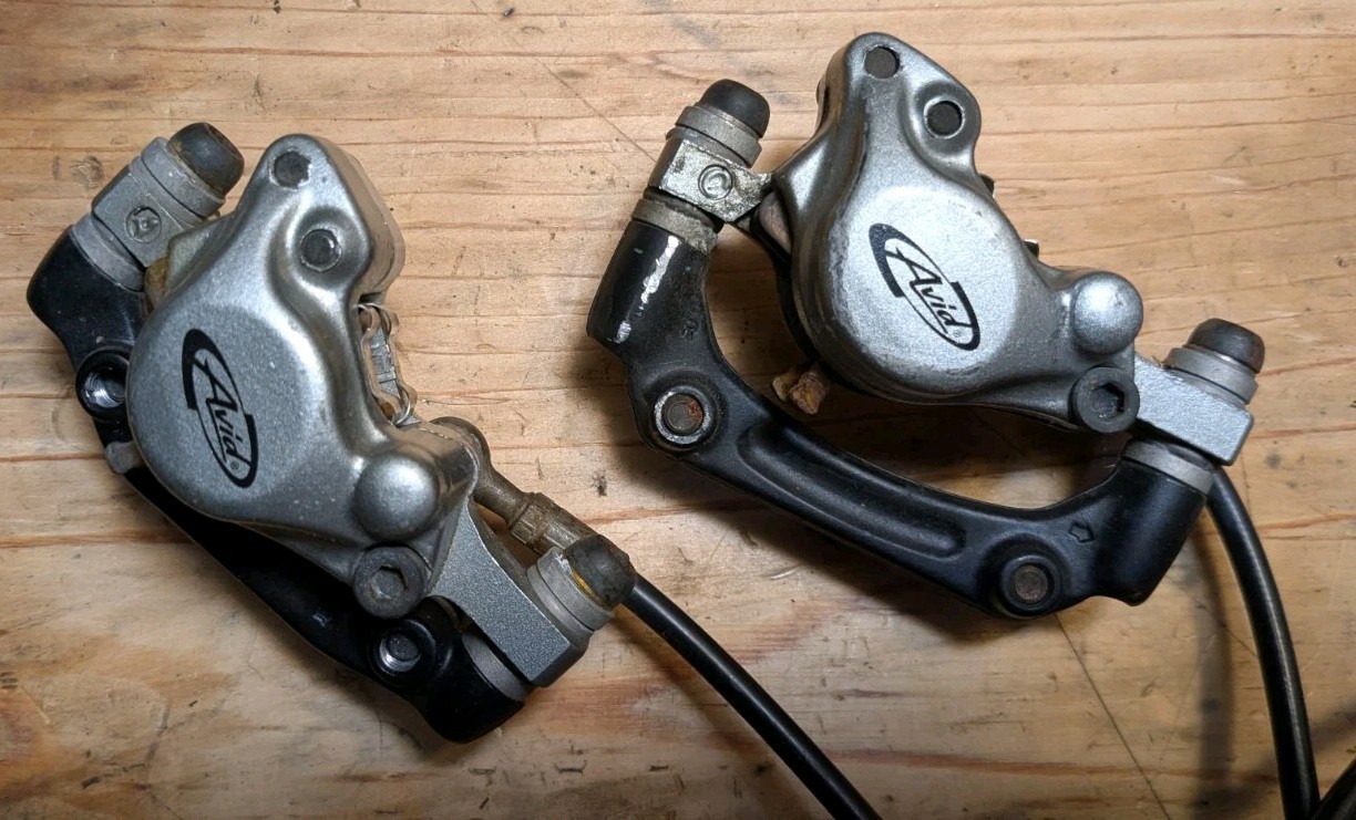 Avid Juicy Seven Post Mount Brake Set with Pads and Adapters