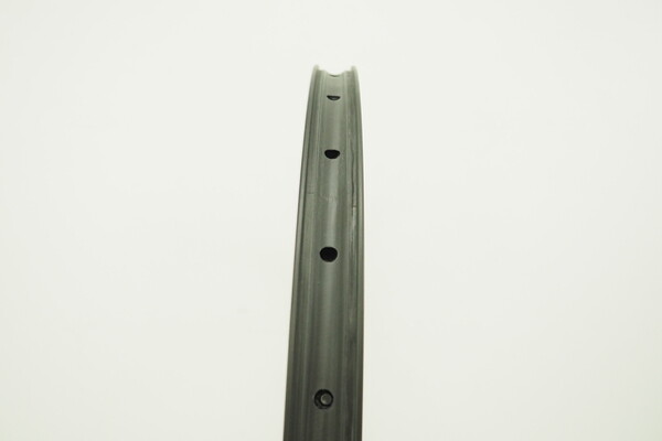 New! Stan’s NoTubes Arch CB7 Carbon Mountain Bike Rim 27.5″ 28 Hole BK RTAC70001