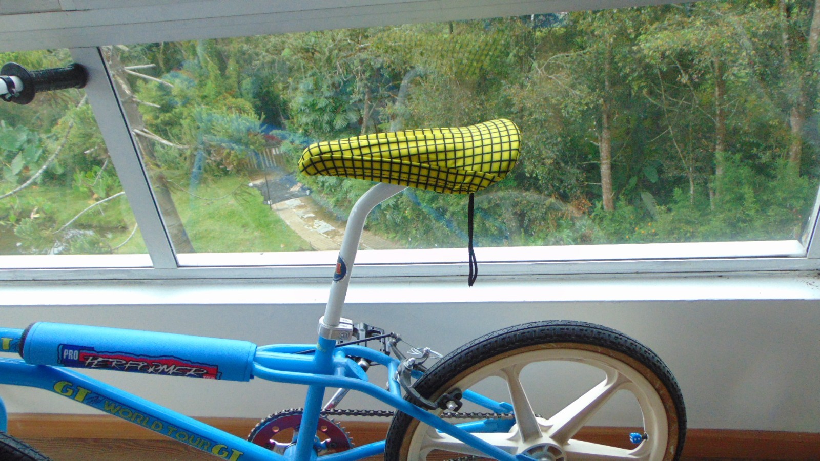 BMX Bicycle Seat Cover Vintage Checkered Max Bike Saddle Cover Old School Yellow