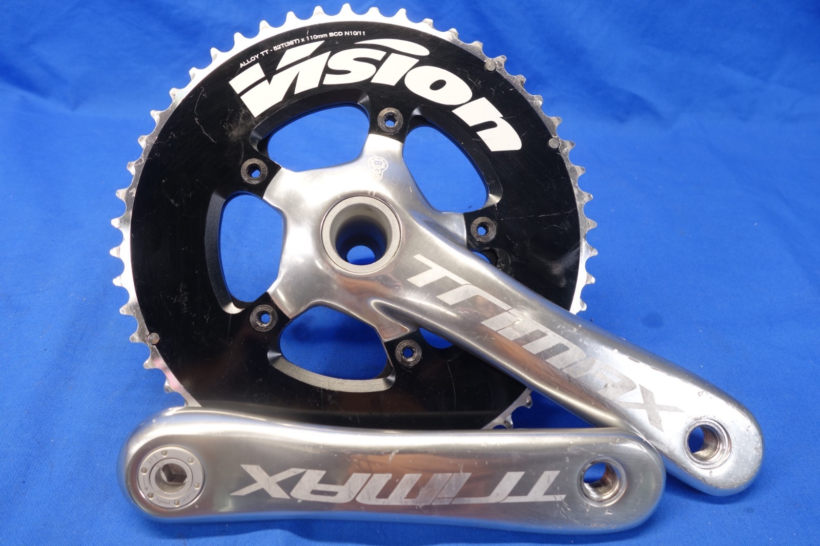 Vision Trimax Road Bike Crankset, 52/38t, 165mm Length, 2×11 Spd, BB30
