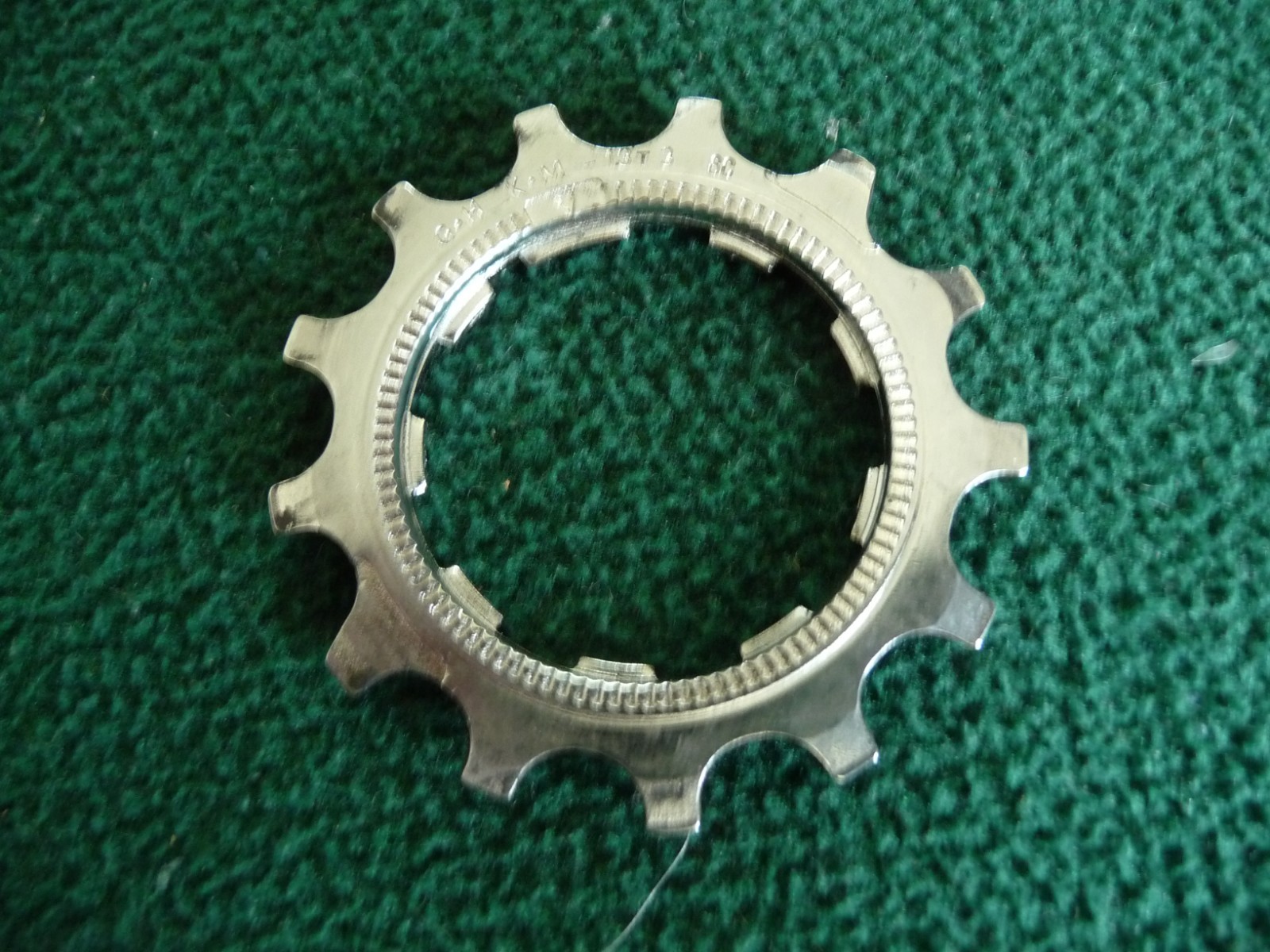 Shimano XT HG90 13-30 7spd cassette sprocket