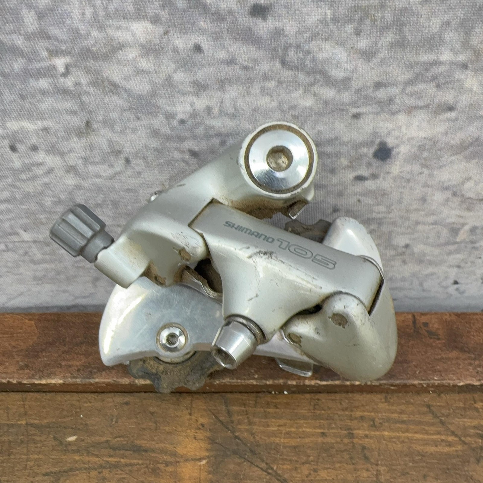 Vintage Shimano 105 RD-1055 Rear Derailleur 7 Speed Short Cage Silver Japan 245g