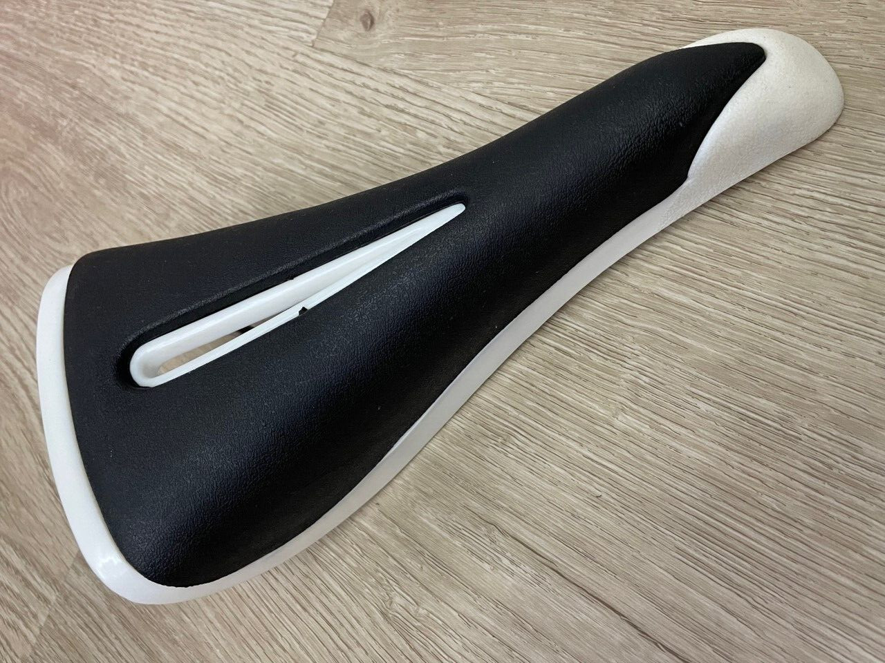 NOS Old School BMX White Padded Black Taiwan Made Saddle with seat gut excluded