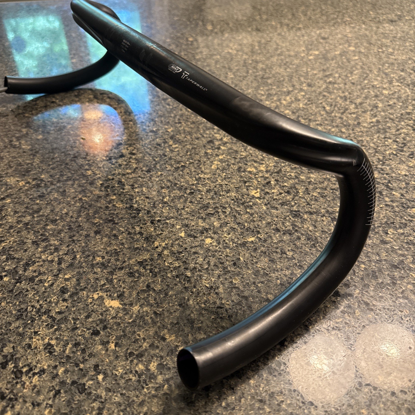 Easton EC70 AX Carbon Compact Gravel Handlebar 31.8mm 42cm 80mm Reach 120mm Drop