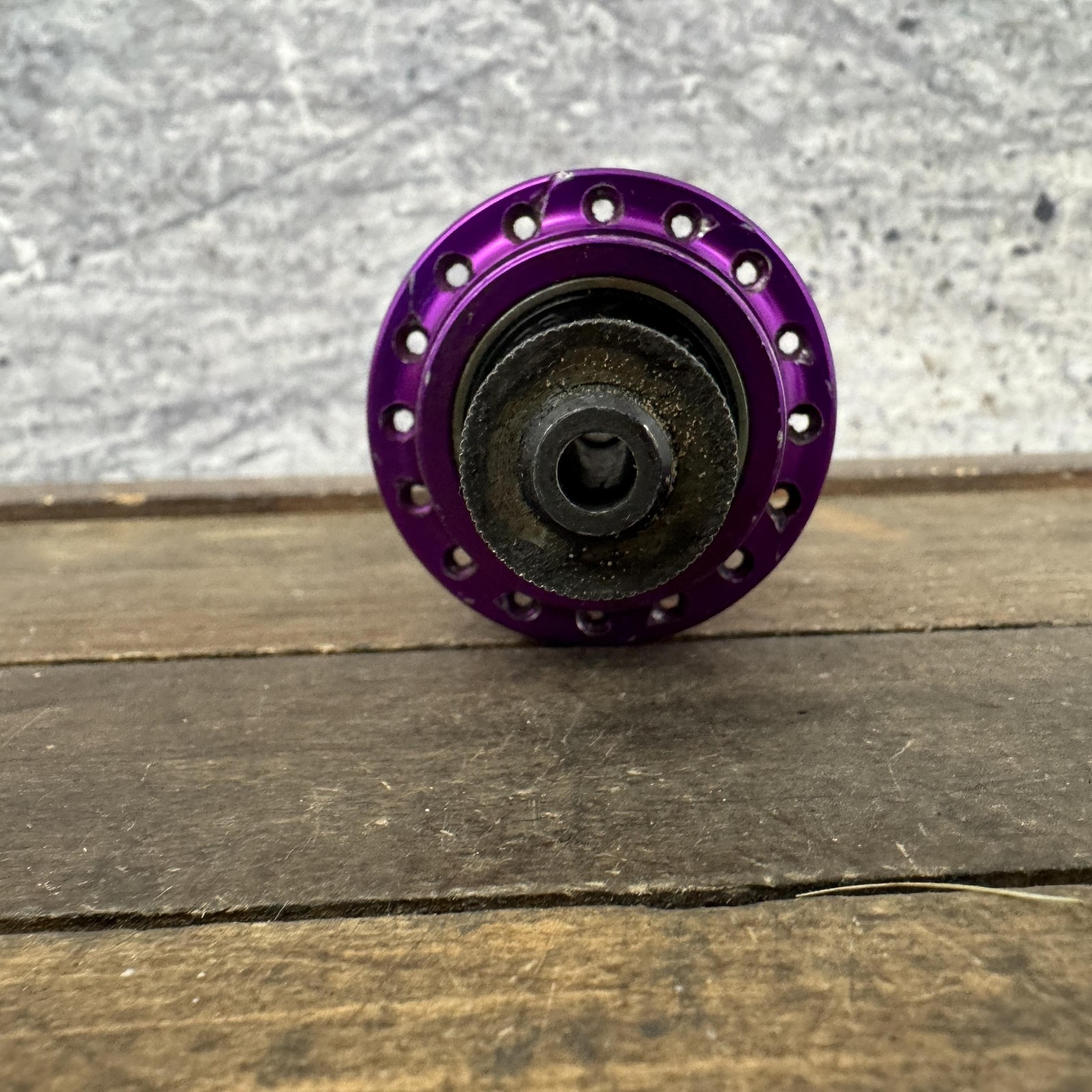 Vintage American Classic Rear Hub 32H Purple 90s MTB Bike Rim Brake 126mm FW
