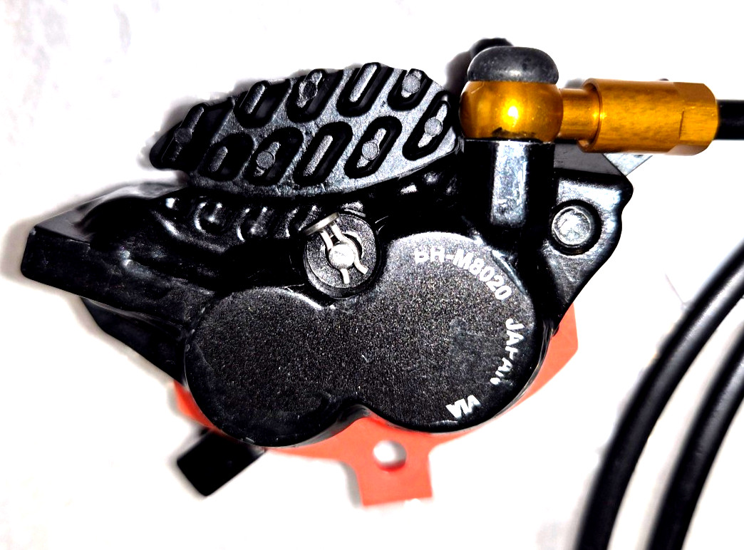 Shimano XT BR-M8020 Rear Disc Brake metal pads free shipping