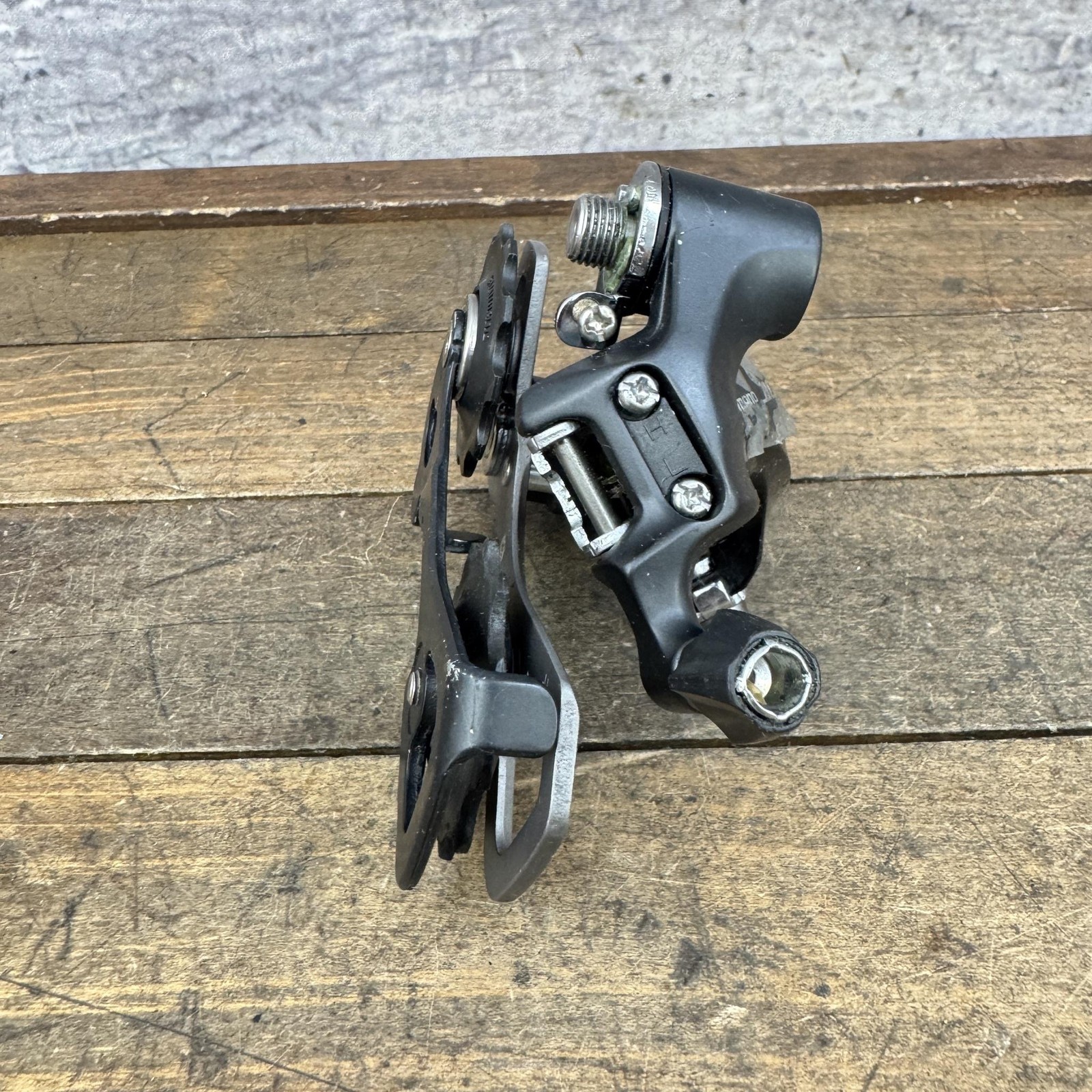 Shimano 105 RD-5700 Rear Derailleur 10 Speed Short Cage Road Black 227g Japan