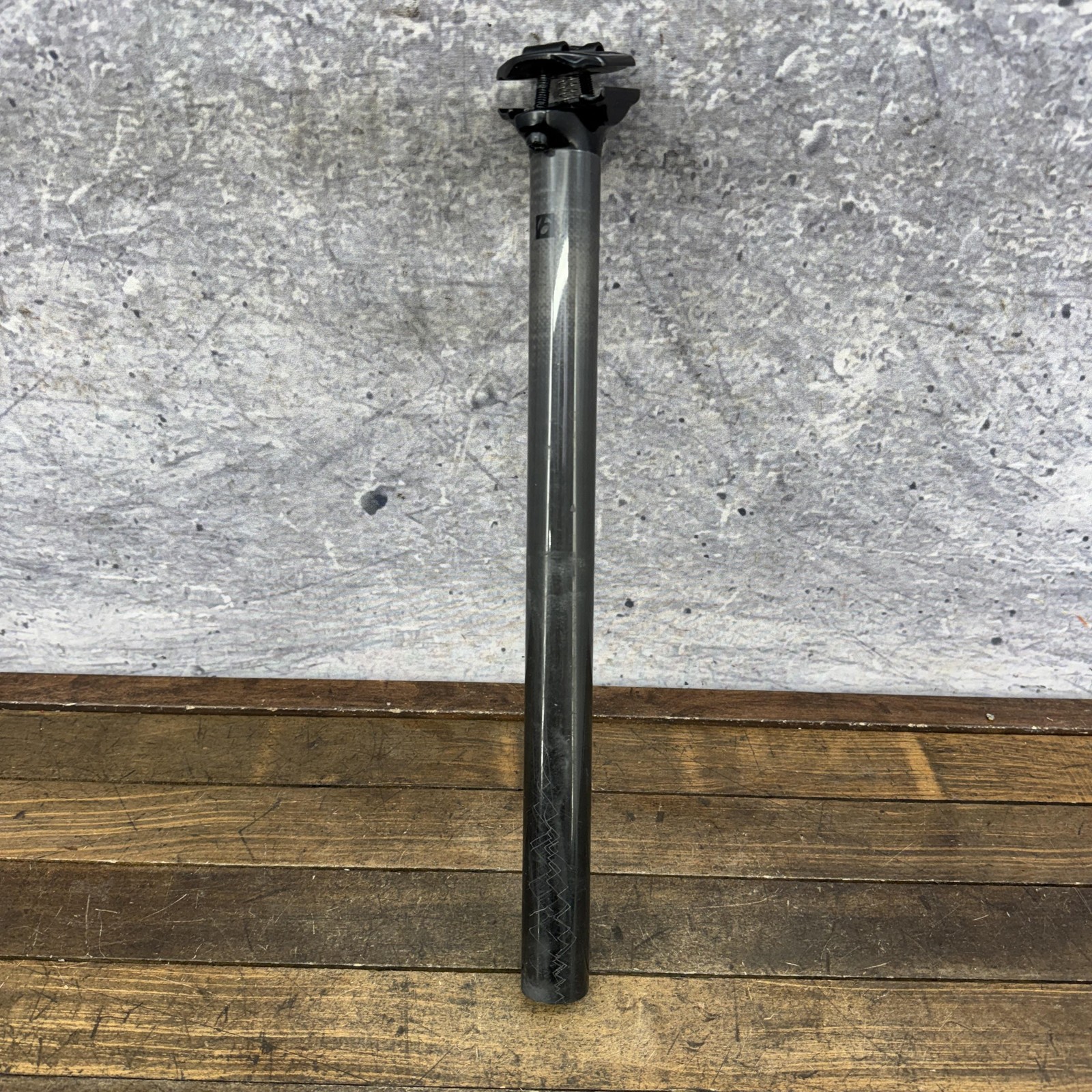 Bontrager PRO Carbon Seatpost 31.6mm X 400mm Black Alloy Head Plain 270g