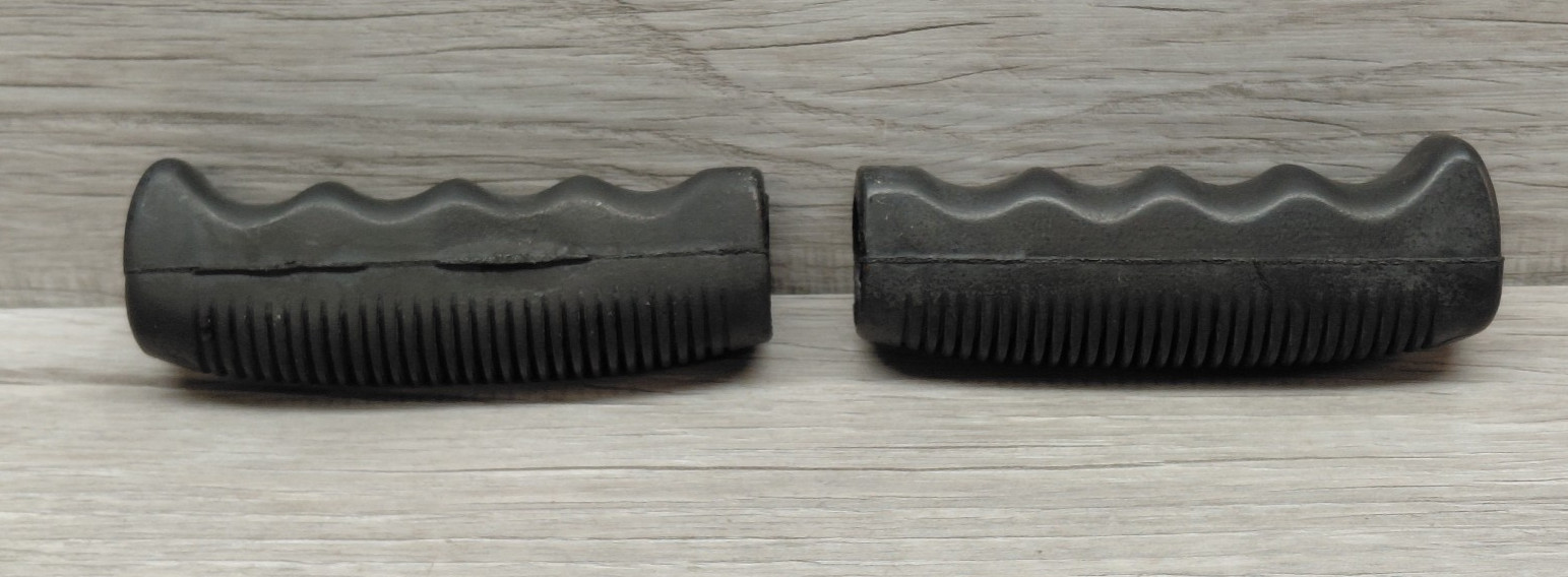 Vintage DARE Handlebar Grips Pair Ribbed Finger Groove Black MTB England – RARE