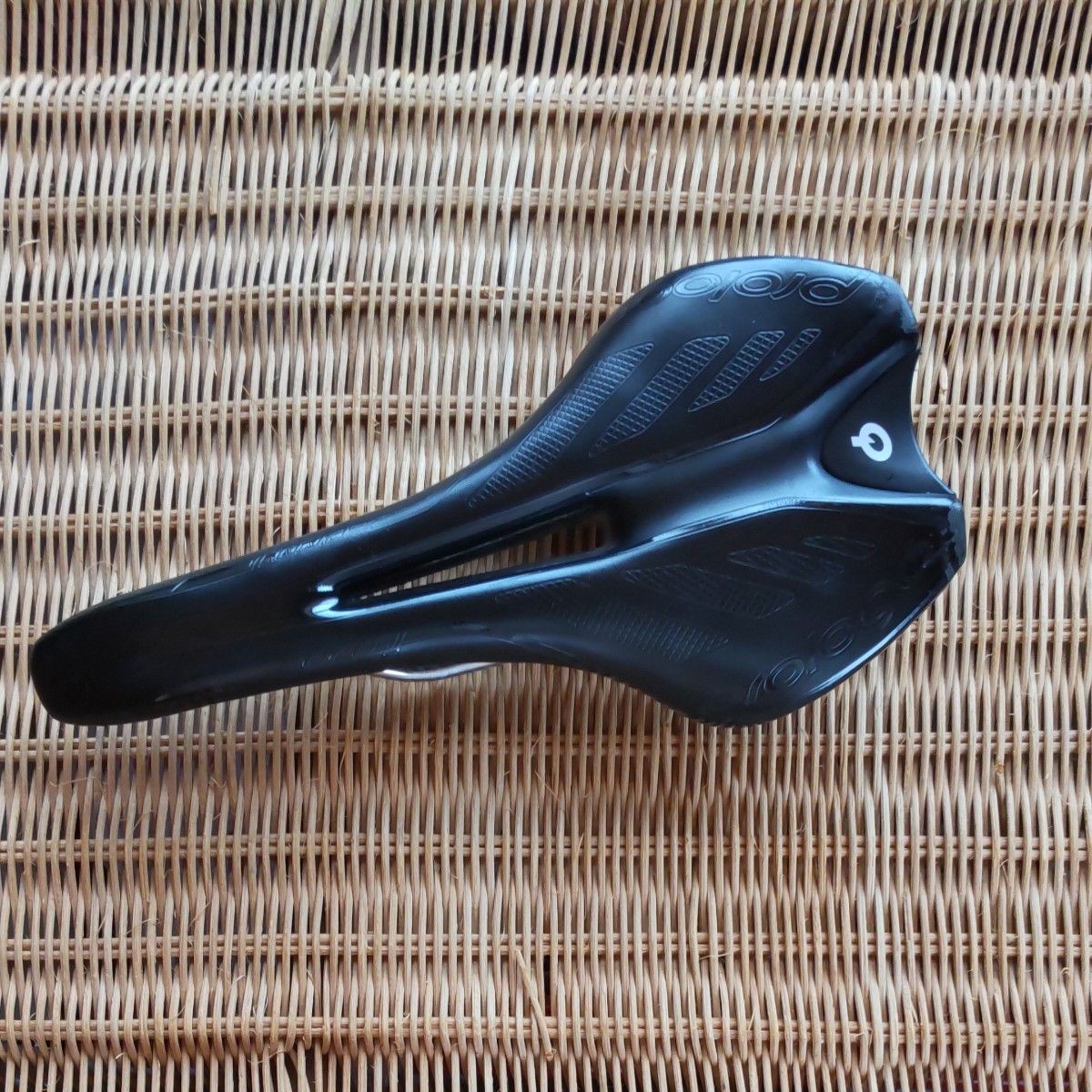 Road Bike Crossbelt Bicycle Saddle 13x27cm Used