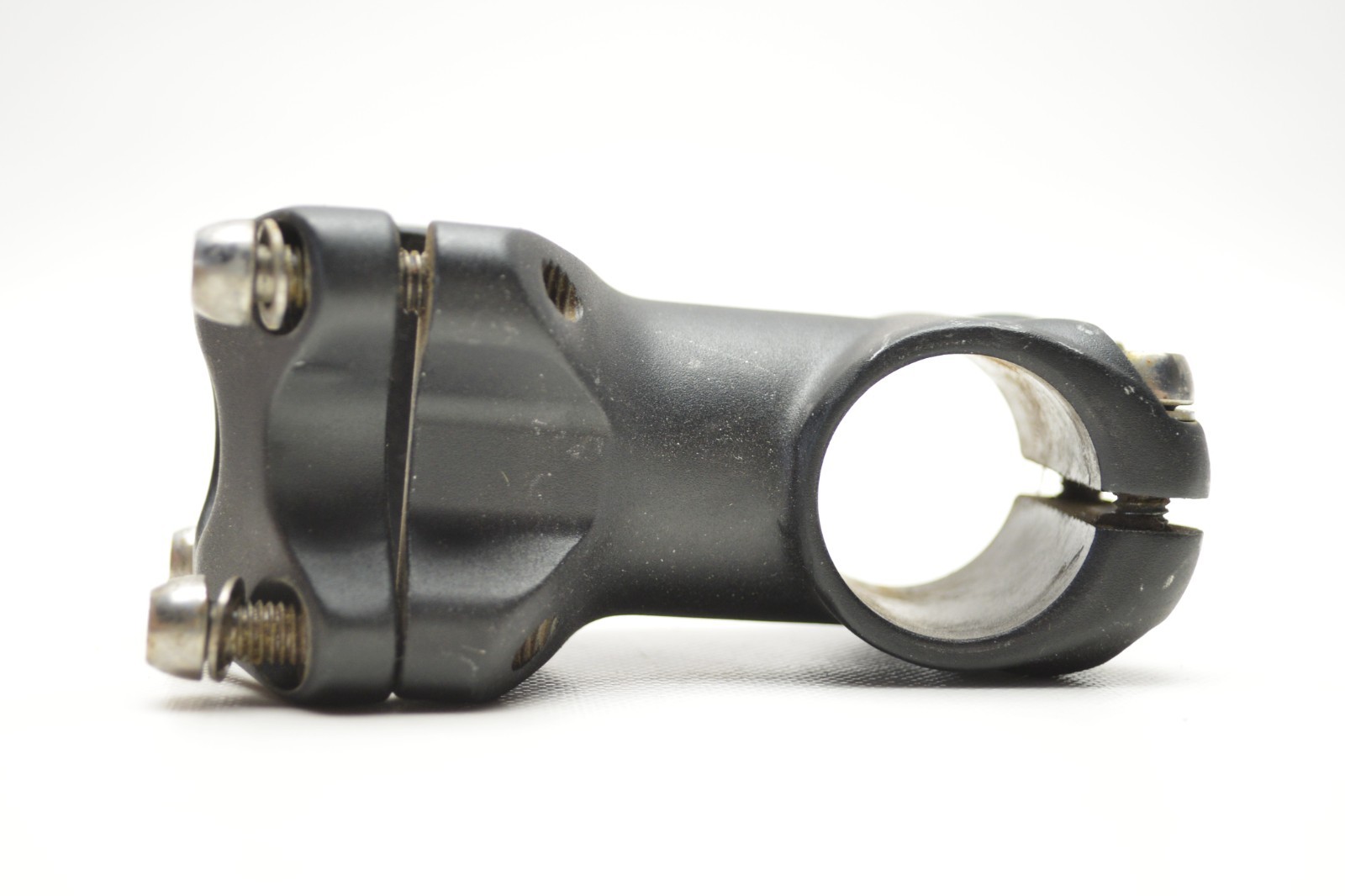 BLACK ANODIZED 60 MM REACH BICYCLE 1 1/8 THREADLESS 9 DEG. STEM 31.8 MM CLAMP