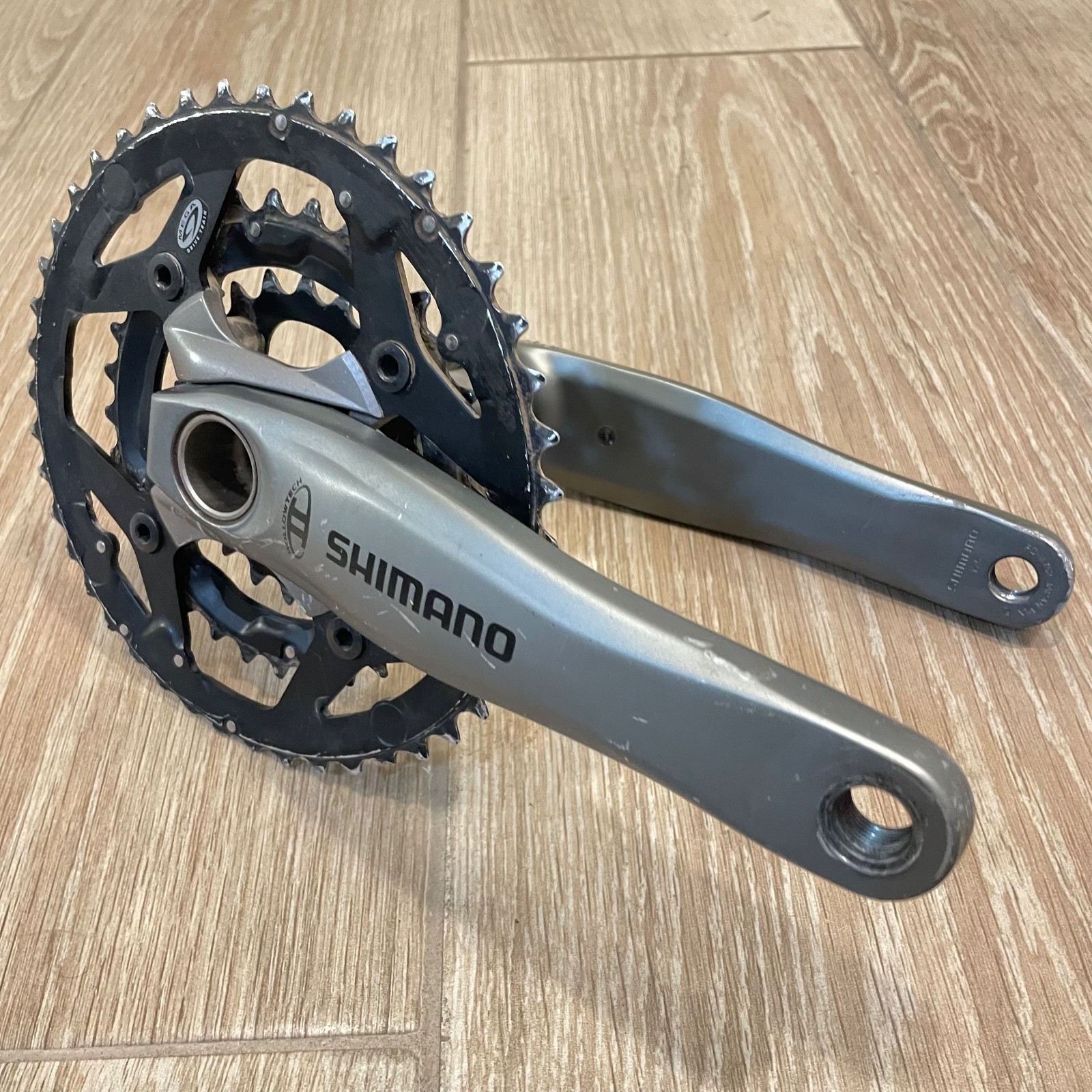 Shimano Deore XT FC-M762 Hollowtech II 175 Triple Crankset
