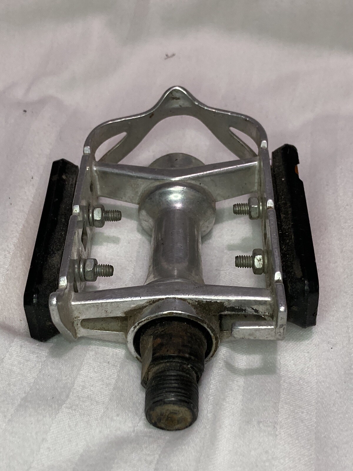 HTI A19 Pedal Right only