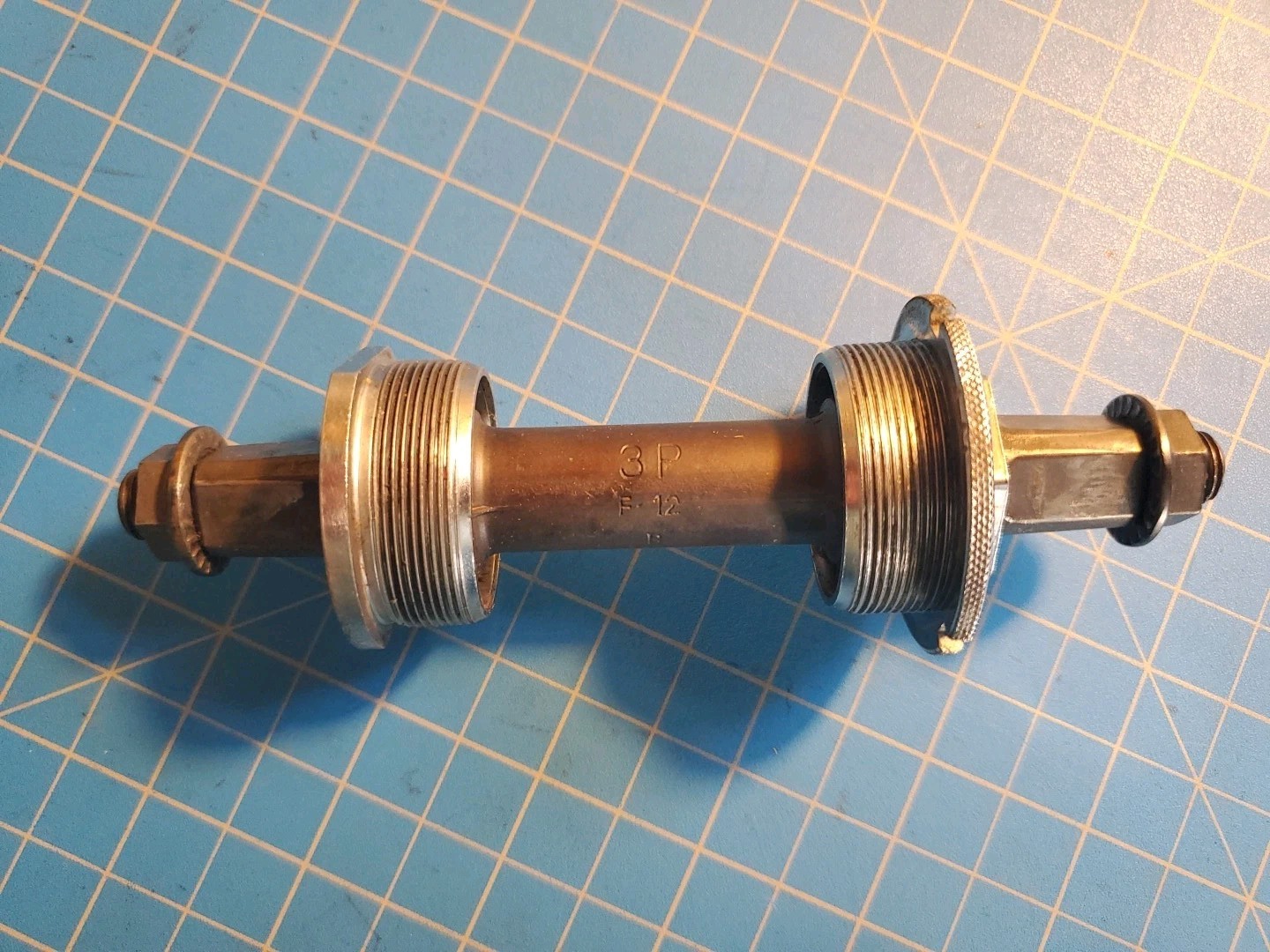 Bottom bracket Sakae for road bike 3P 70mm, 119mm