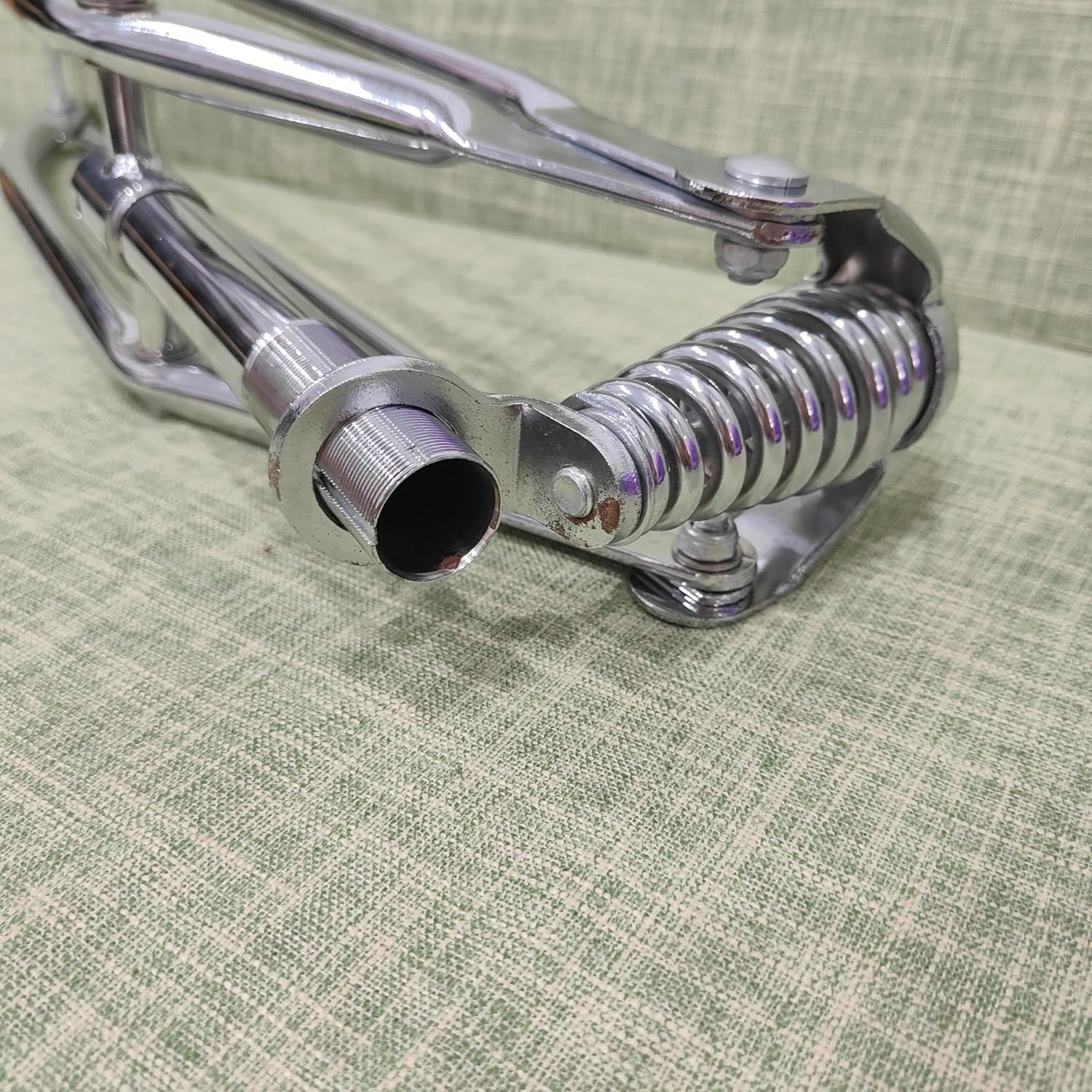 26″ Bicycle Fork 1″ Threaded Springer Suspension Cruiser Bike Fork – Disc Brake