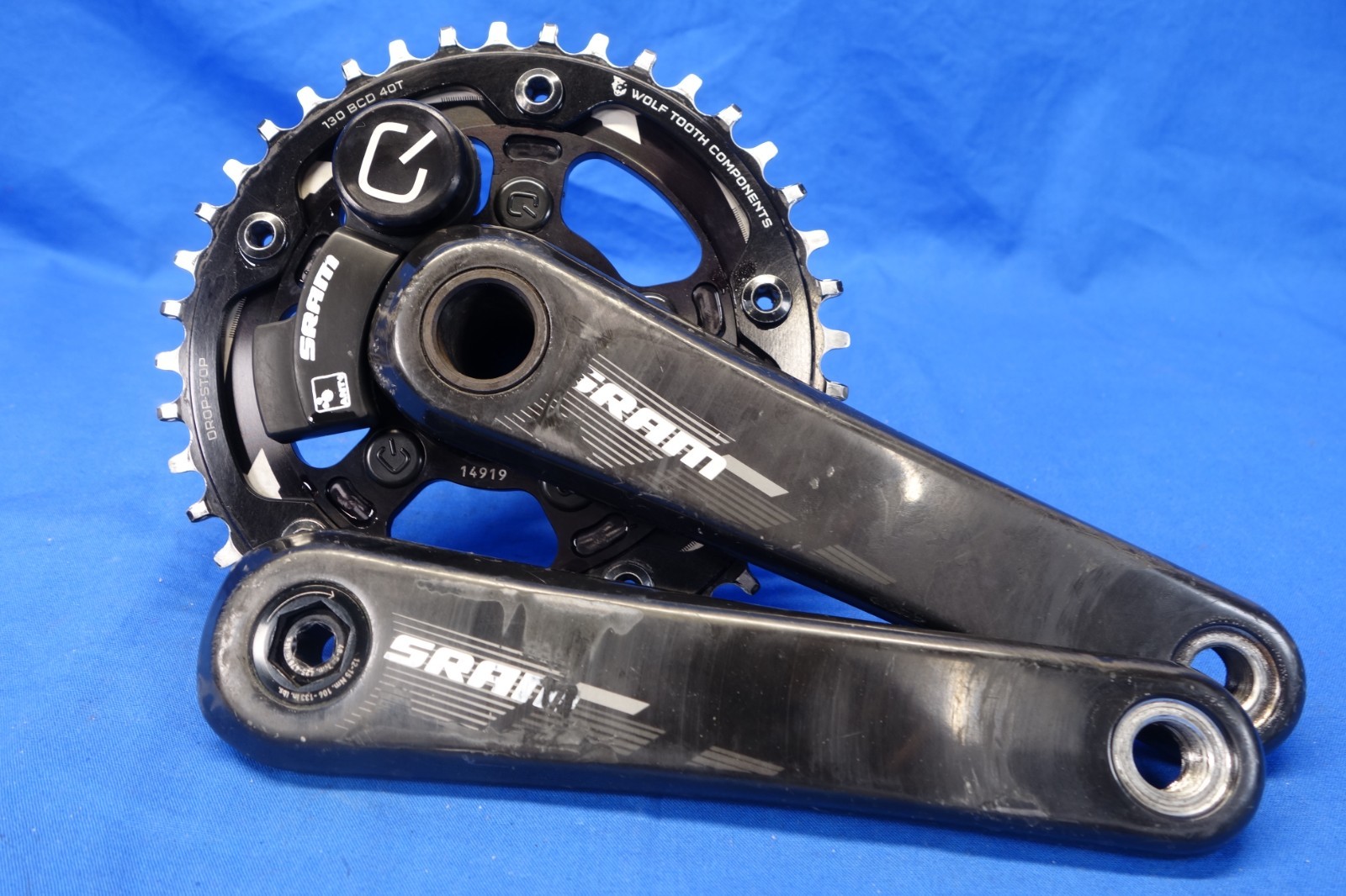 SRAM S900 Carbon Crankset, Wolf Tooth 40t, 172.5mm, Quarq Power Meter, GXP