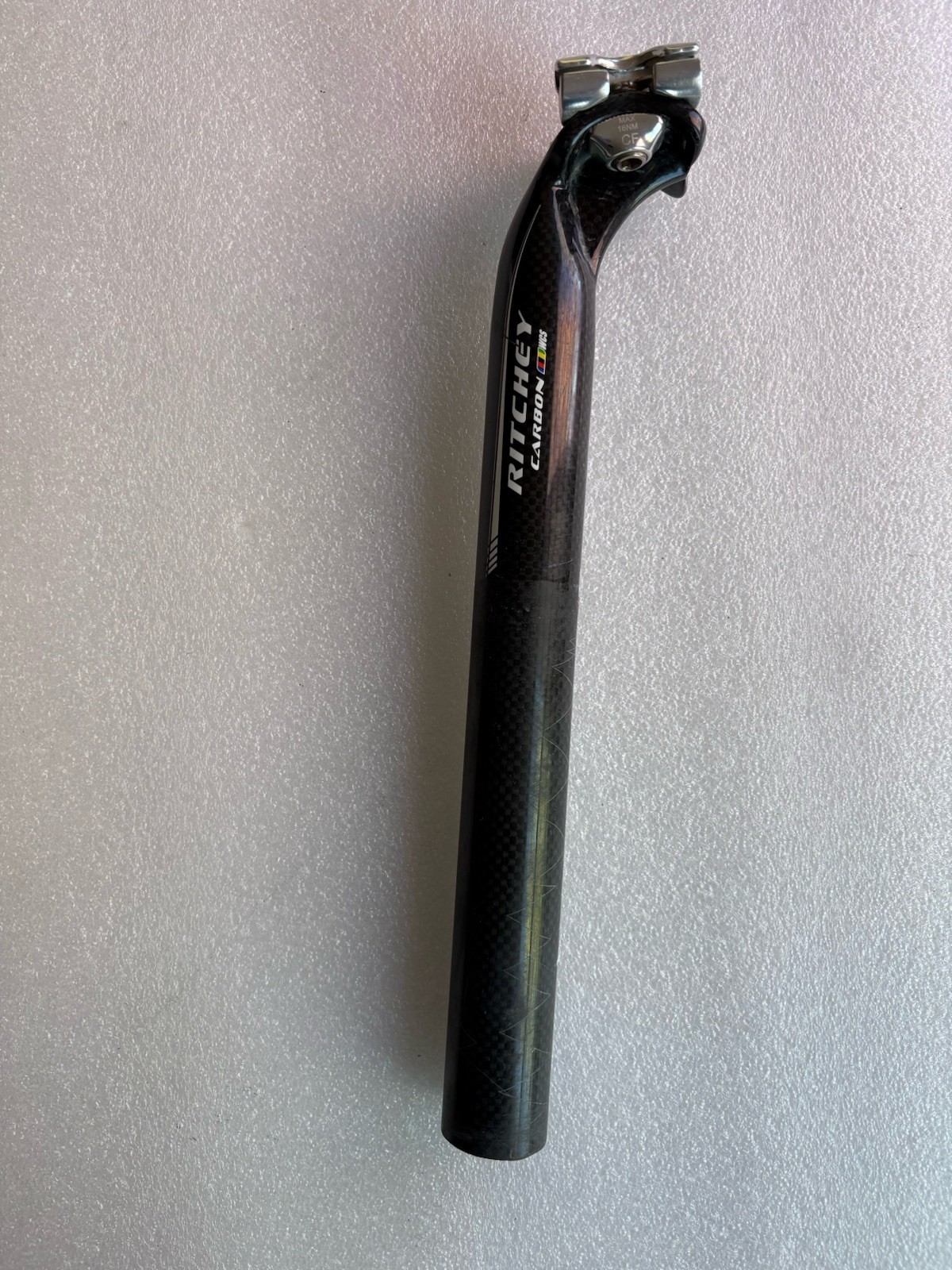 Ritchey HMF Carbon Seatpost 31.6mm Diameter. Weight 180g.
