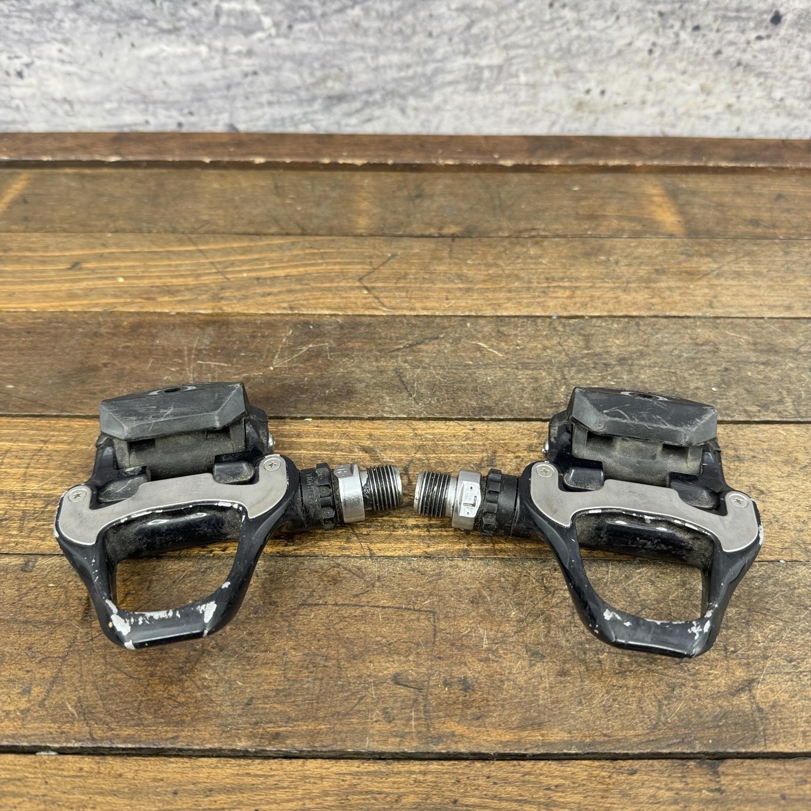 Shimano 105 SPD-SL PD-5700 Clipless Road Bike Pedals 9/16 Black 320g Pair