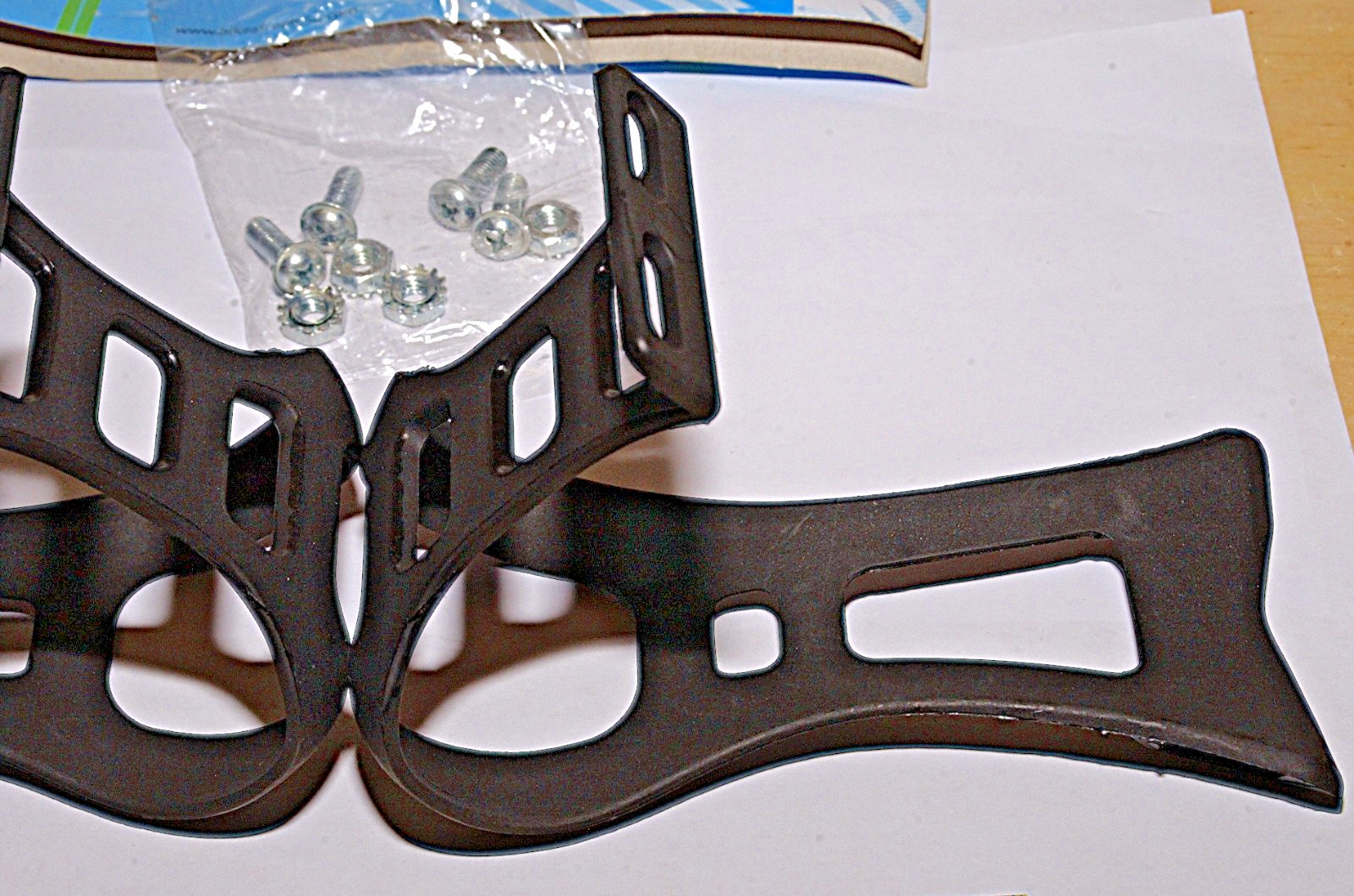 Bike-Street MT-3 Road Mountain Bicycle Pedal TOE CLIPS, Plastic, & 7cm Toe Depth