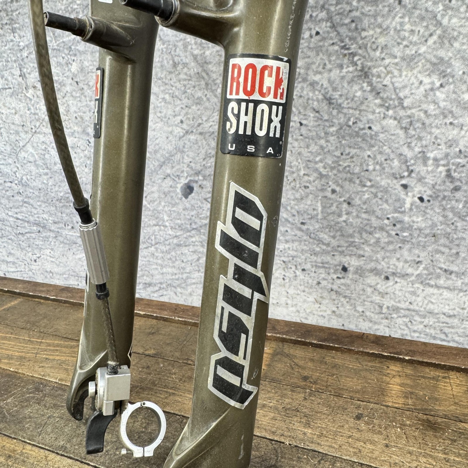 Vintage RockShox Psylo U-Turn Suspension Fork 26 1 1/8 Threadless V-Brake Green
