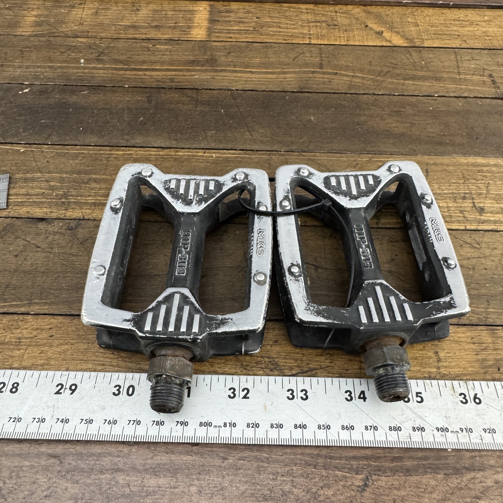 Vintage MKS Japan MP-303 Mountain Bike Pedals BMX 1980s 9/16 Platform 495
