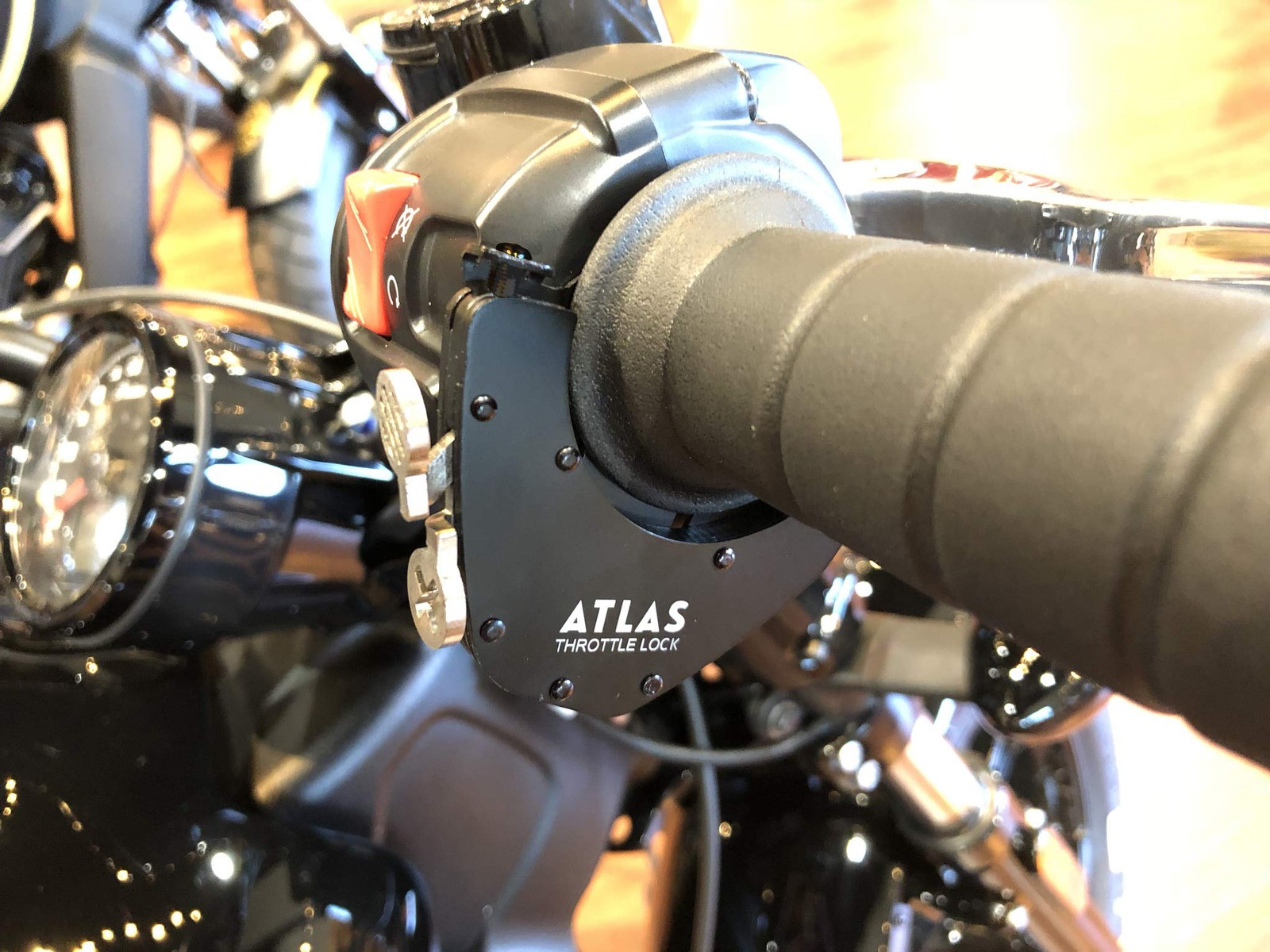 Atlas Throttle Lock – A Motorcycle Cruise Control Throttle Assist Bottom Kit