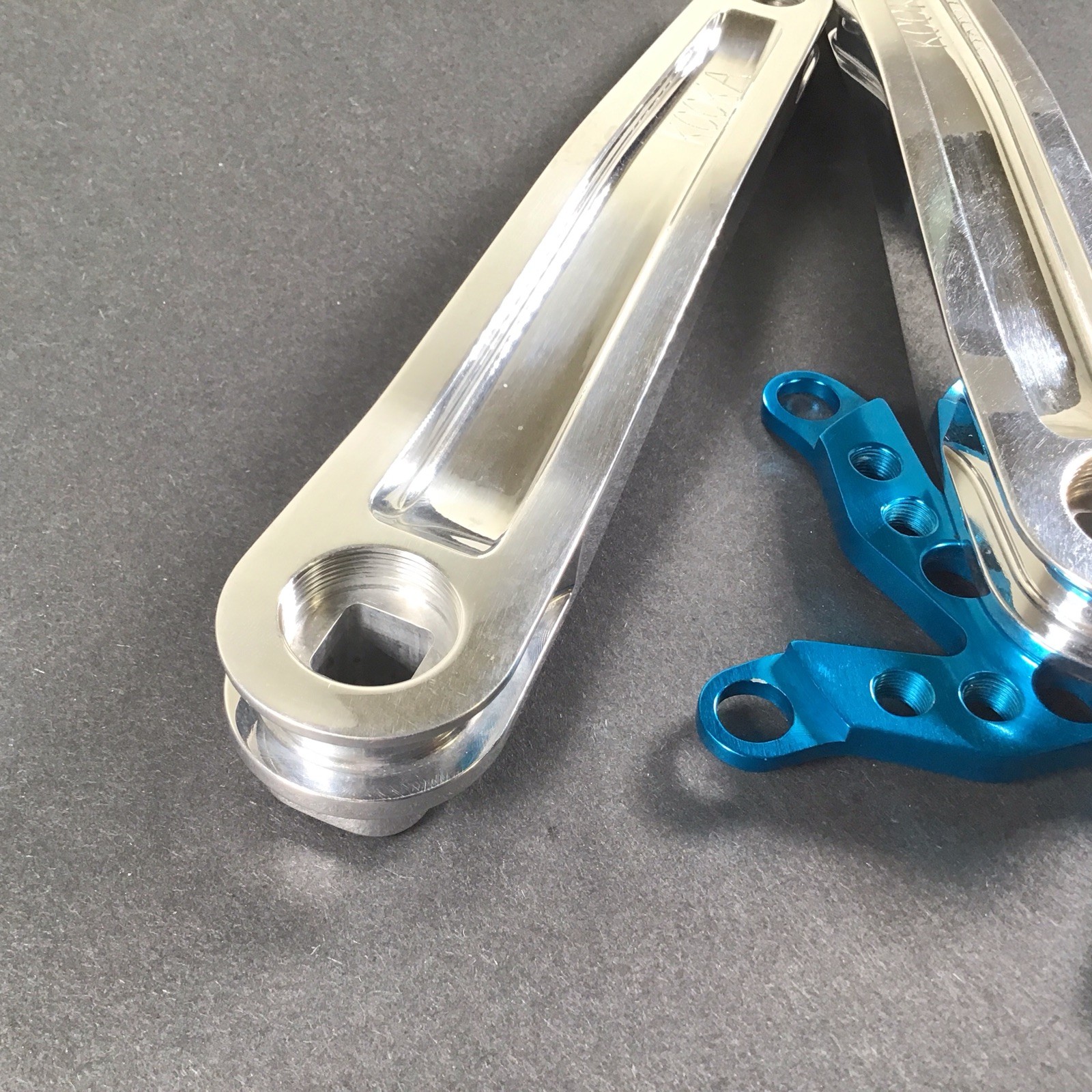 Kooka Crank Arm Set Silver/Blue 170mm 74/110 NOS Vintage MTB Grafton Yeti Klein
