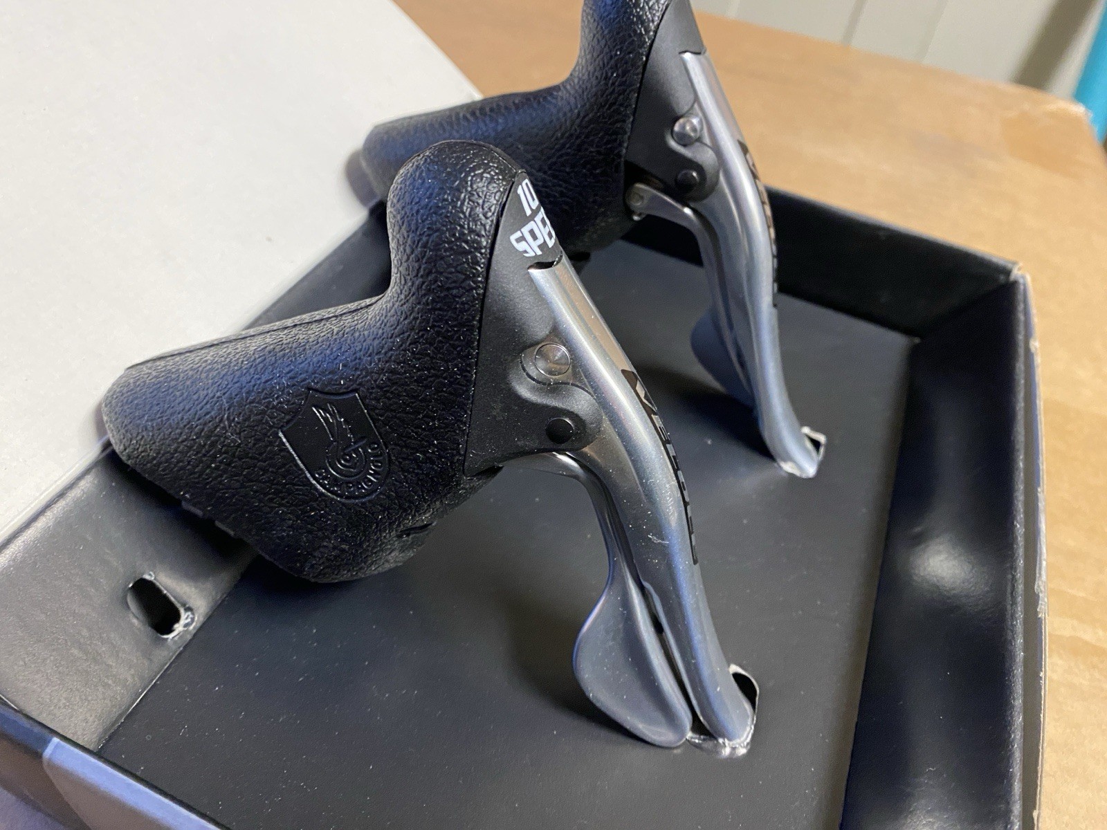Campagnolo Veloce 10 Speed Ergopower Brake Levers Shifters Silver 2006 NOS NEW