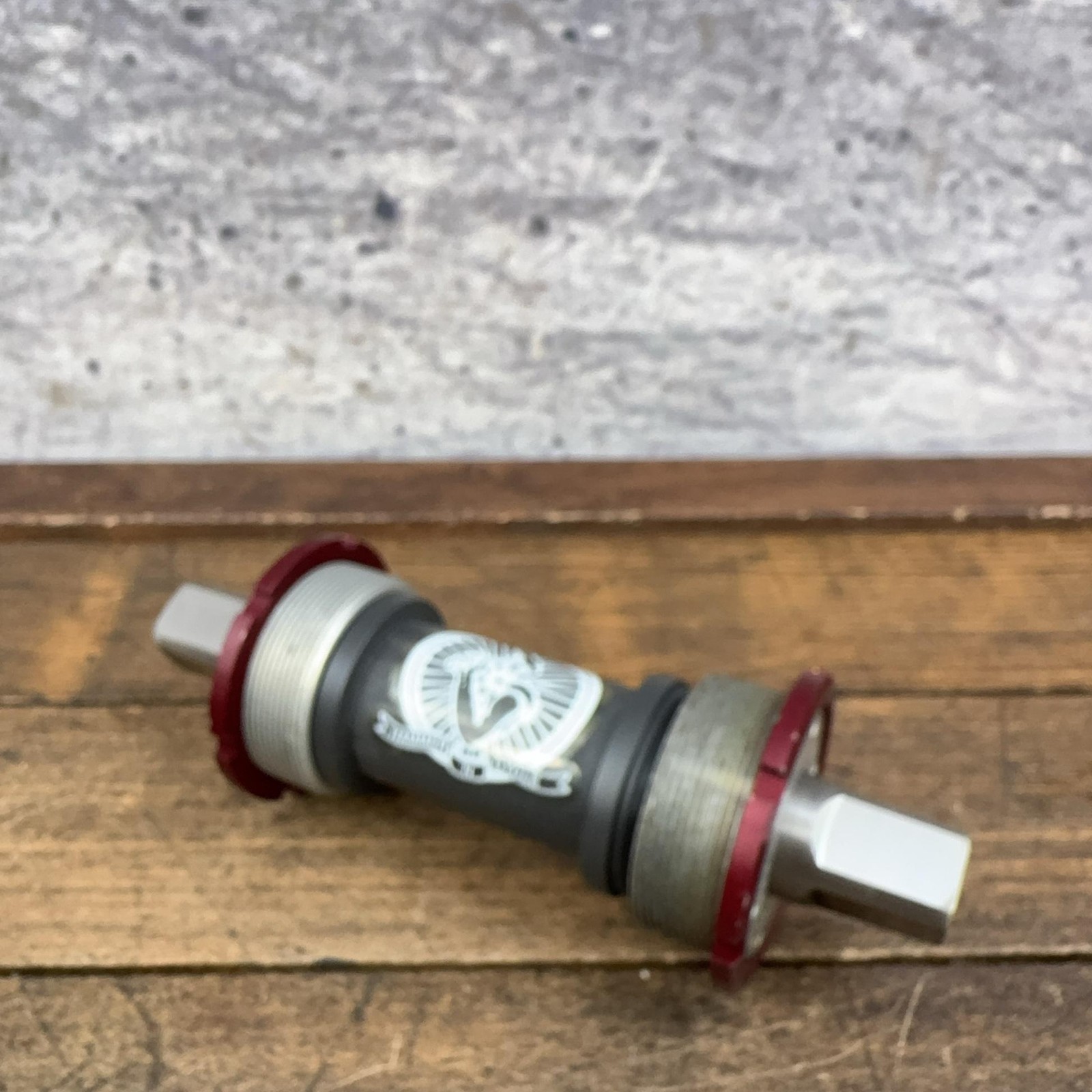 VIntage Syncros Bottom Bracket 70mm ITA 36×24 127mm Italian 90s Hammer