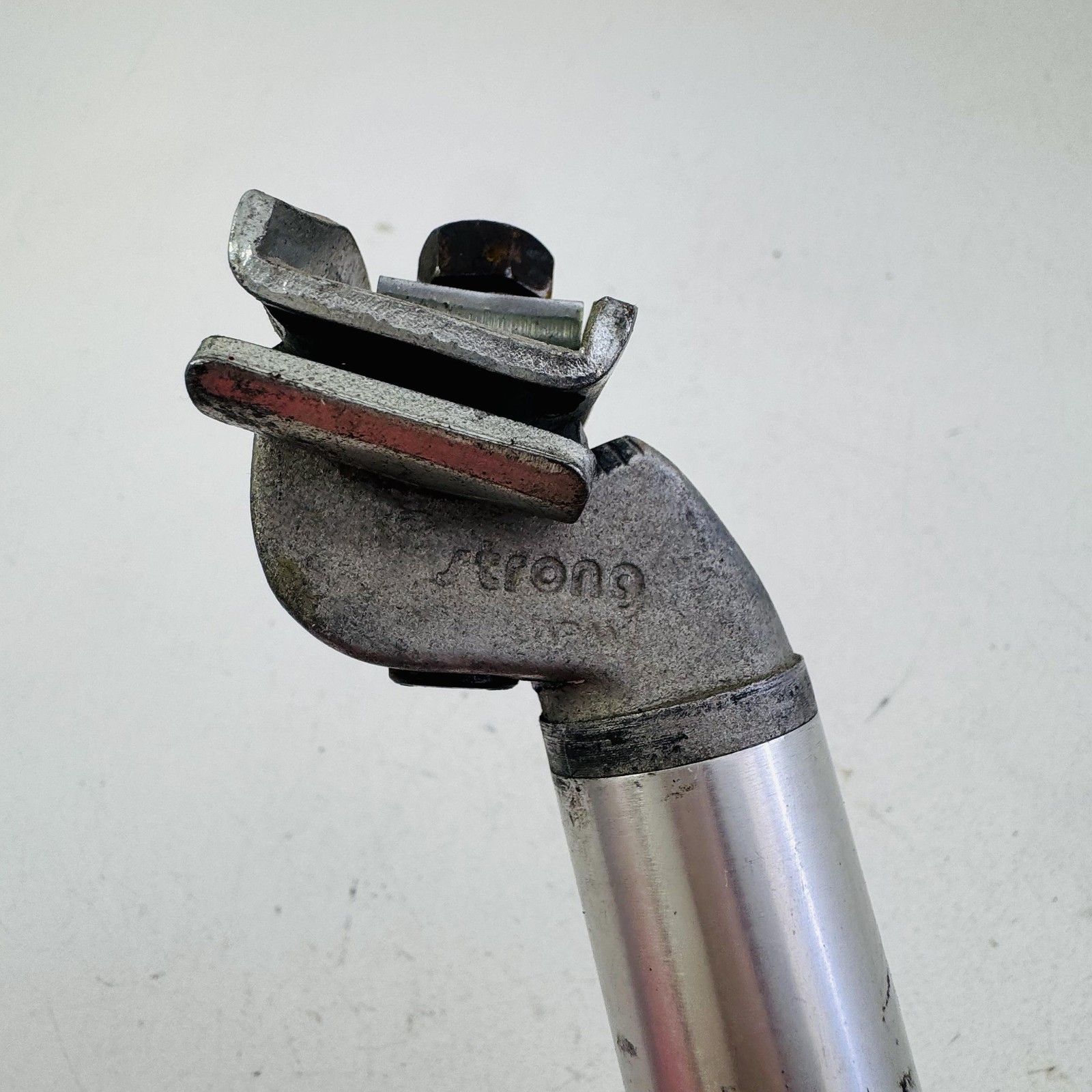 Vintage Strong Seatpost 26.6mm Silver Aluminum Japan 260mm Road MTB Bike A33