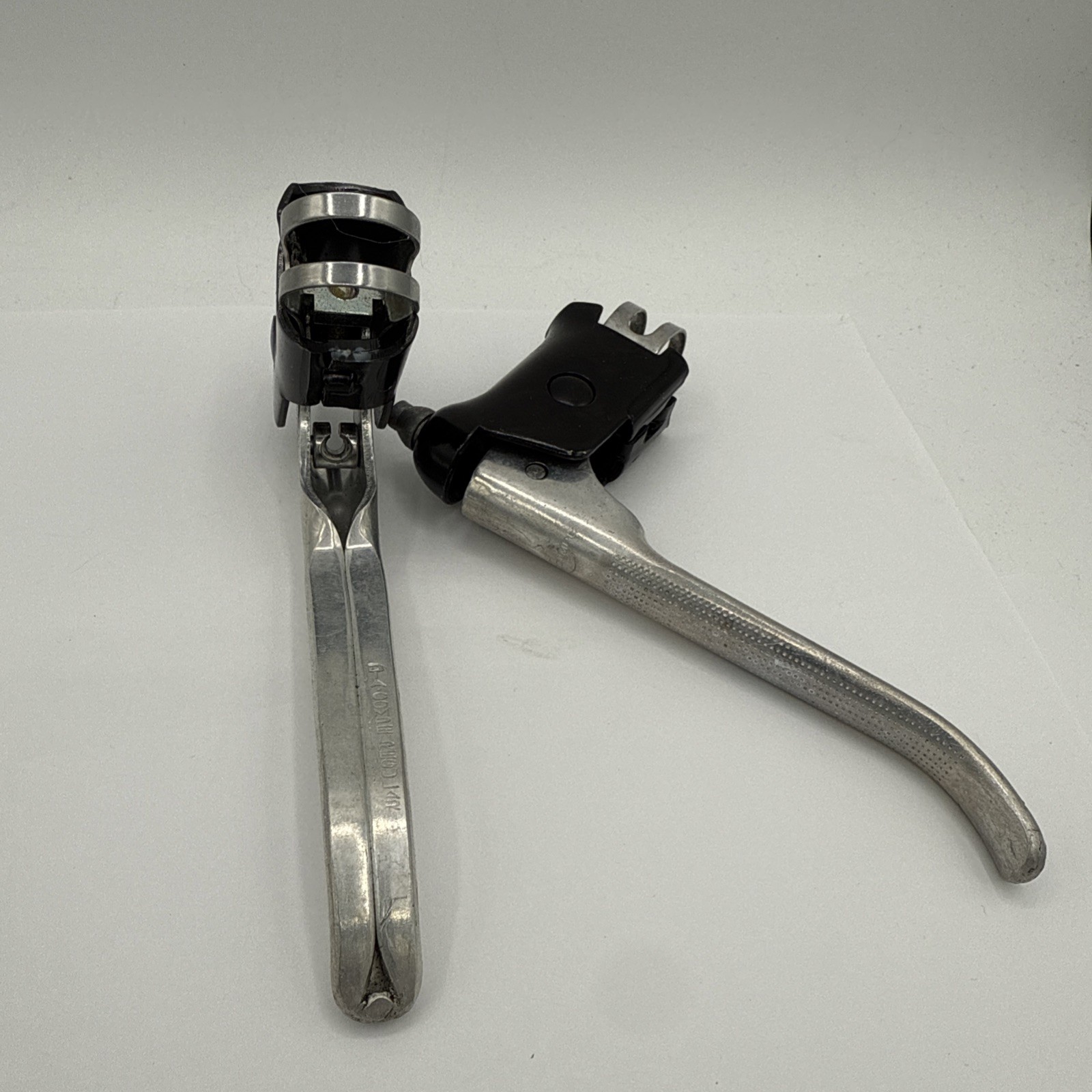DIA-COMPE REGULAR BICYCLE NON AERO *flat Bar* BRAKE LEVERS Black/ Silver