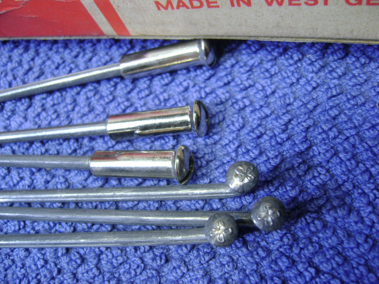 7 NOS 7-3/4″ Schwinn Union .120 galvanized cycle truck spokes 11ga with nipples